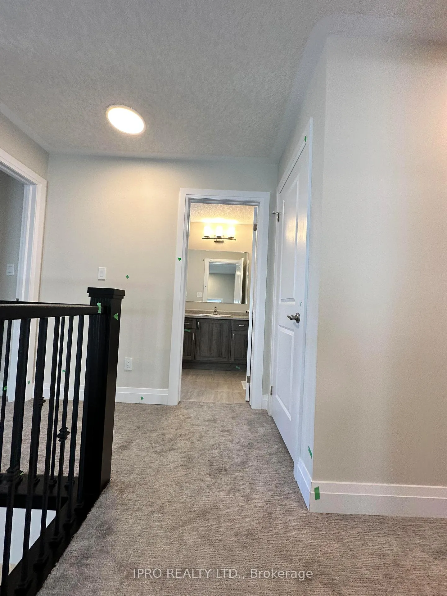 Photo 8 of 11 Jacob Detweiller Drive, Kitchener — HOMEH