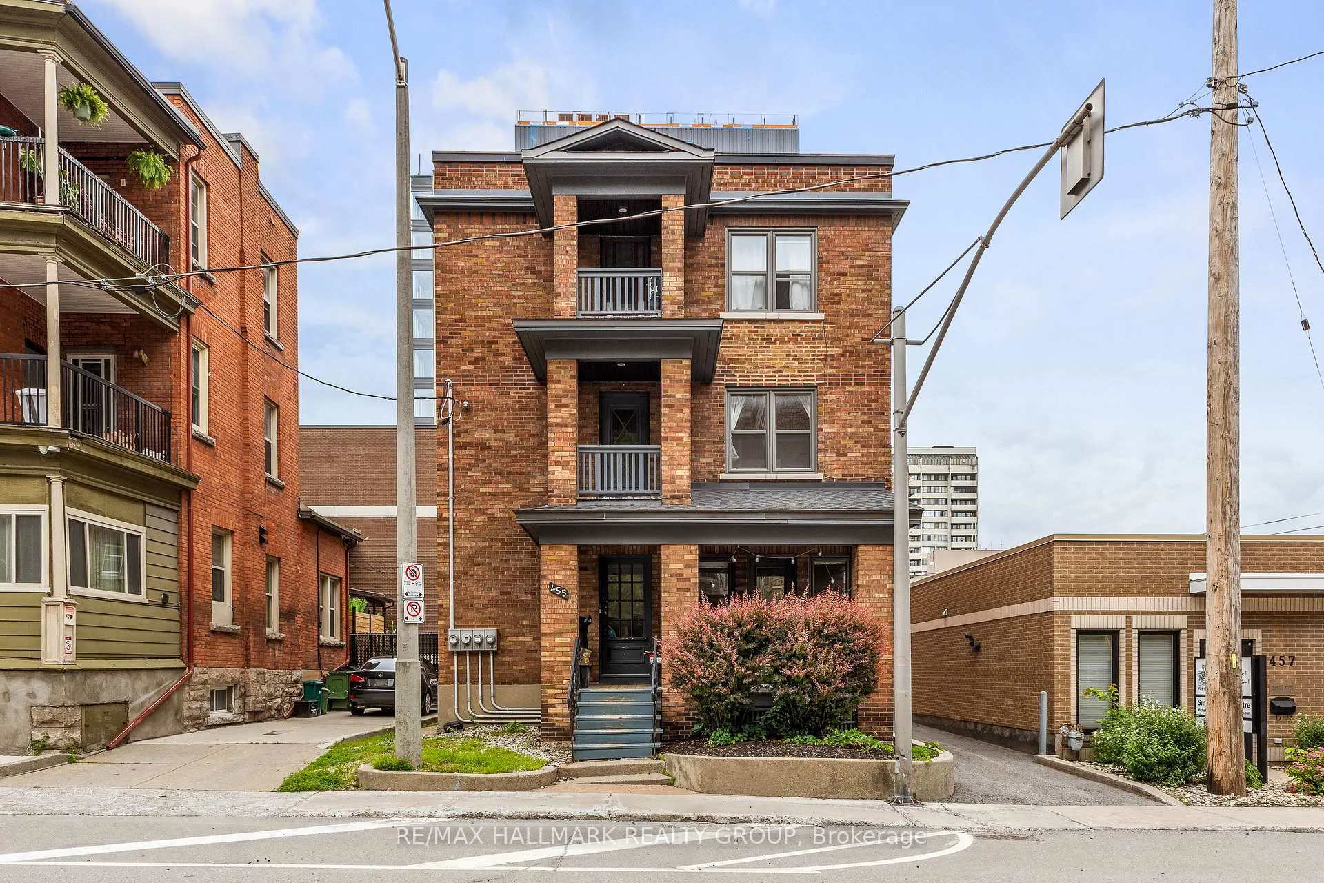 Photo 1 of 455 Metcalfe Street, Ottawa, Ottawa Centre — HOMEH