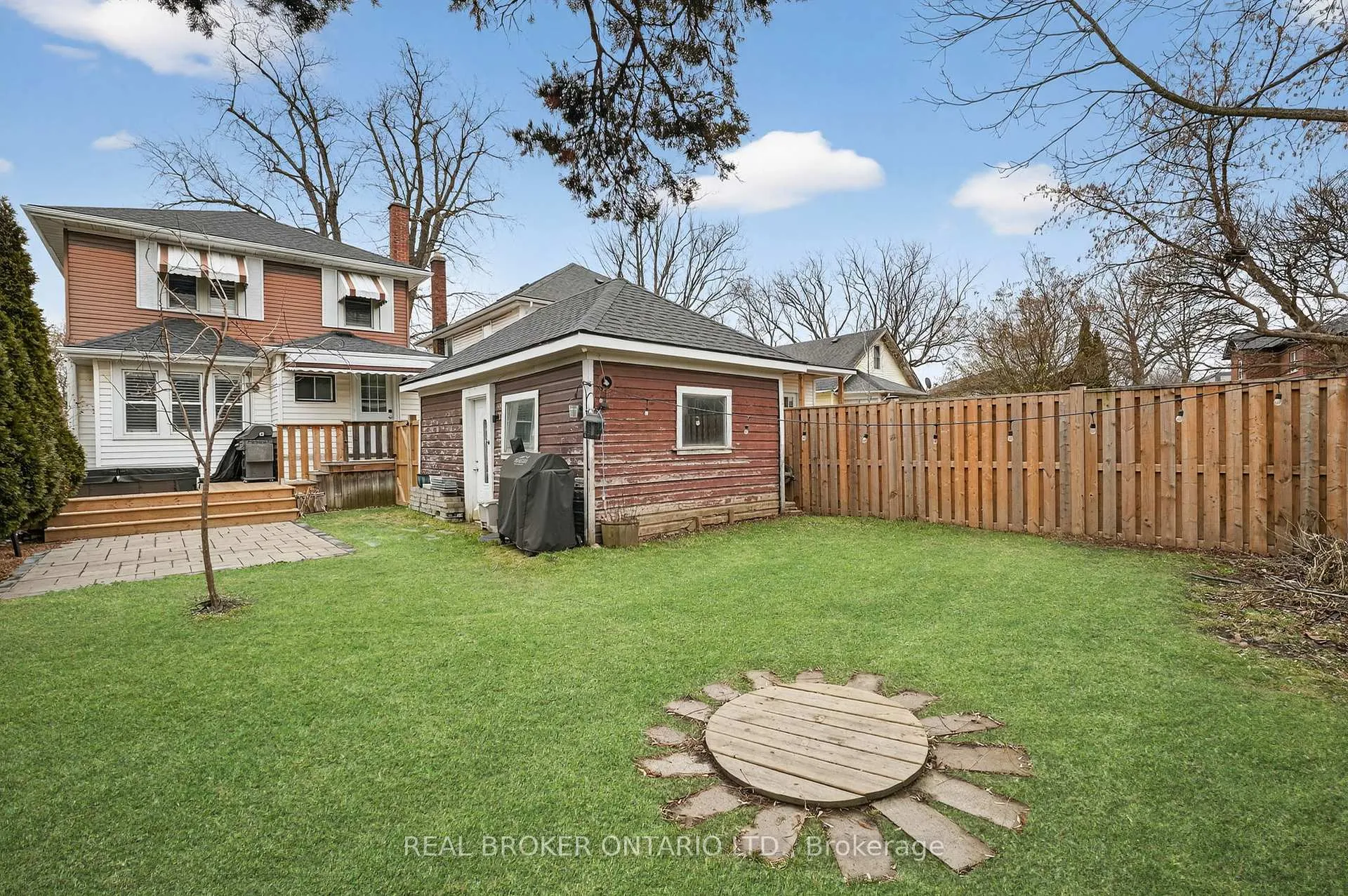 Photo 28 of 55 Thomas Street, St. Catharines, Downtown — HOMEH
