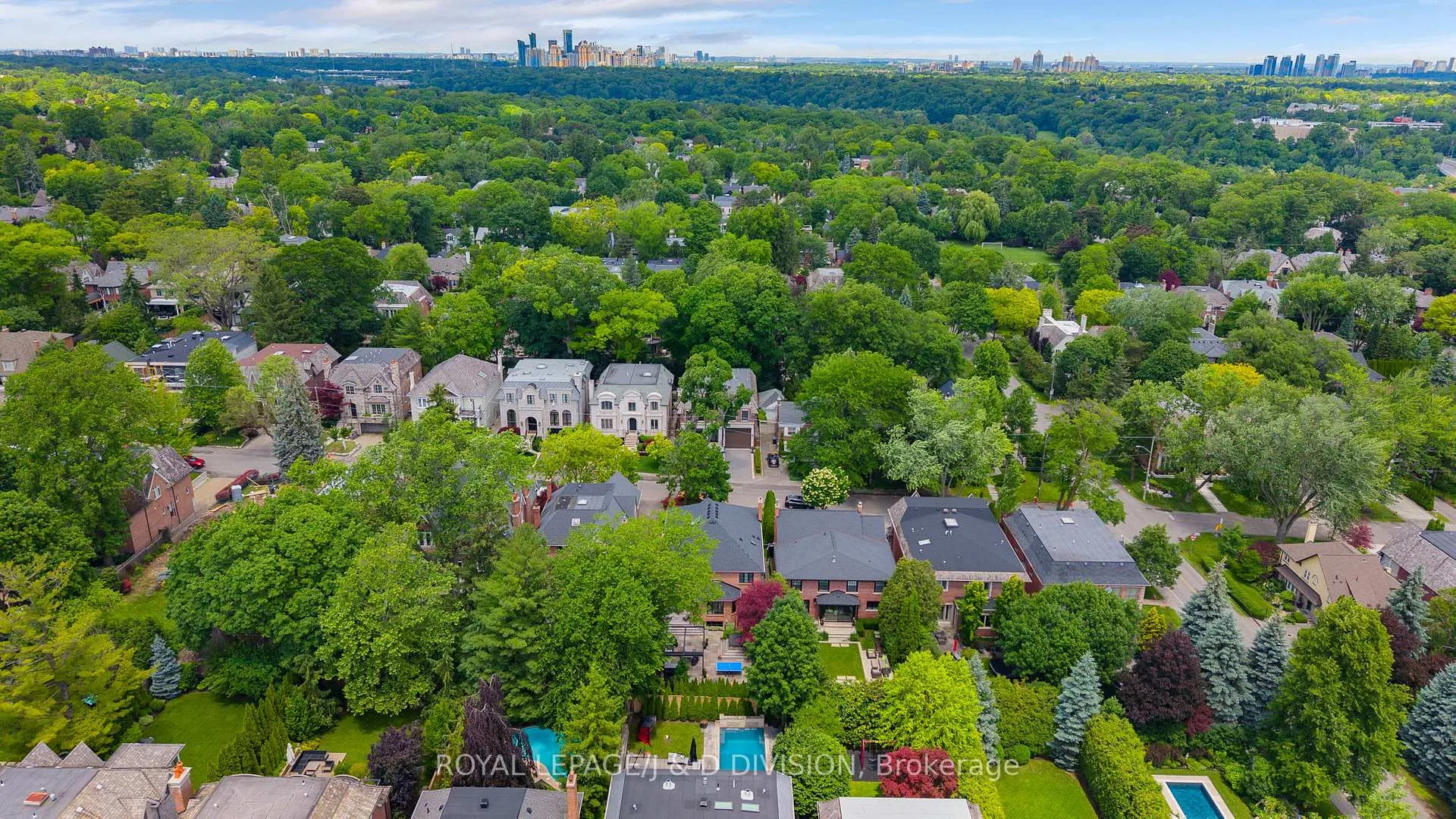 Photo 42 of 224 St Leonard's Avenue, North York, Bridle Path-Sunnybrook-York Mills — HOMEH