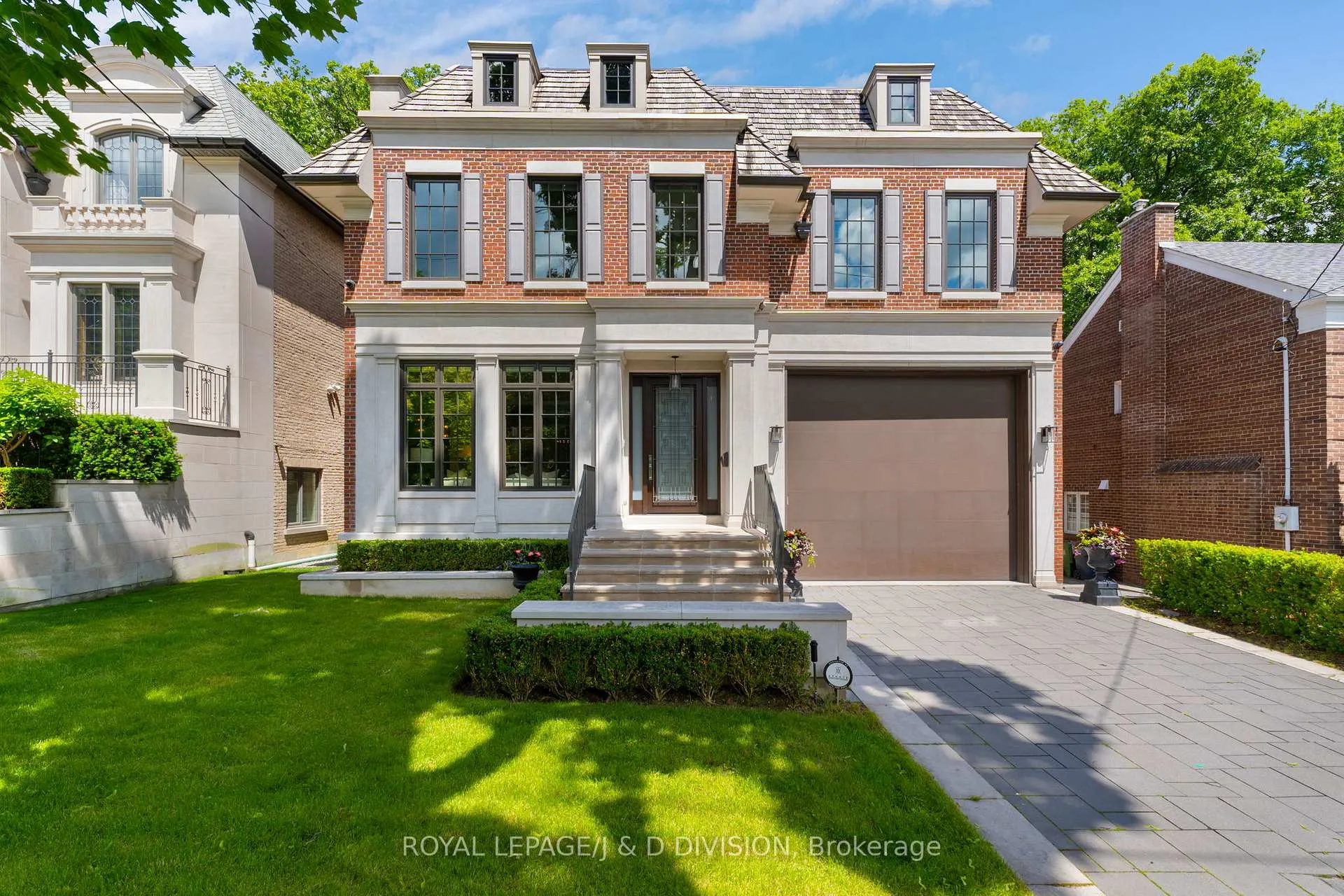Photo 2 of 224 St Leonard's Avenue, North York, Bridle Path-Sunnybrook-York Mills — HOMEH