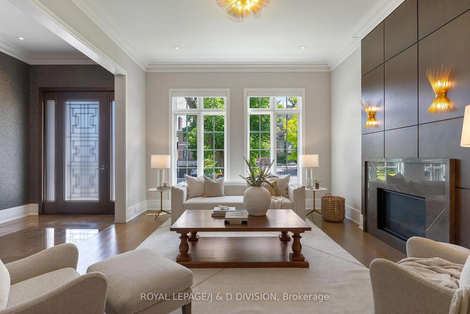 Photo 3 of 224 St Leonard's Avenue, North York, Bridle Path-Sunnybrook-York Mills — HOMEH