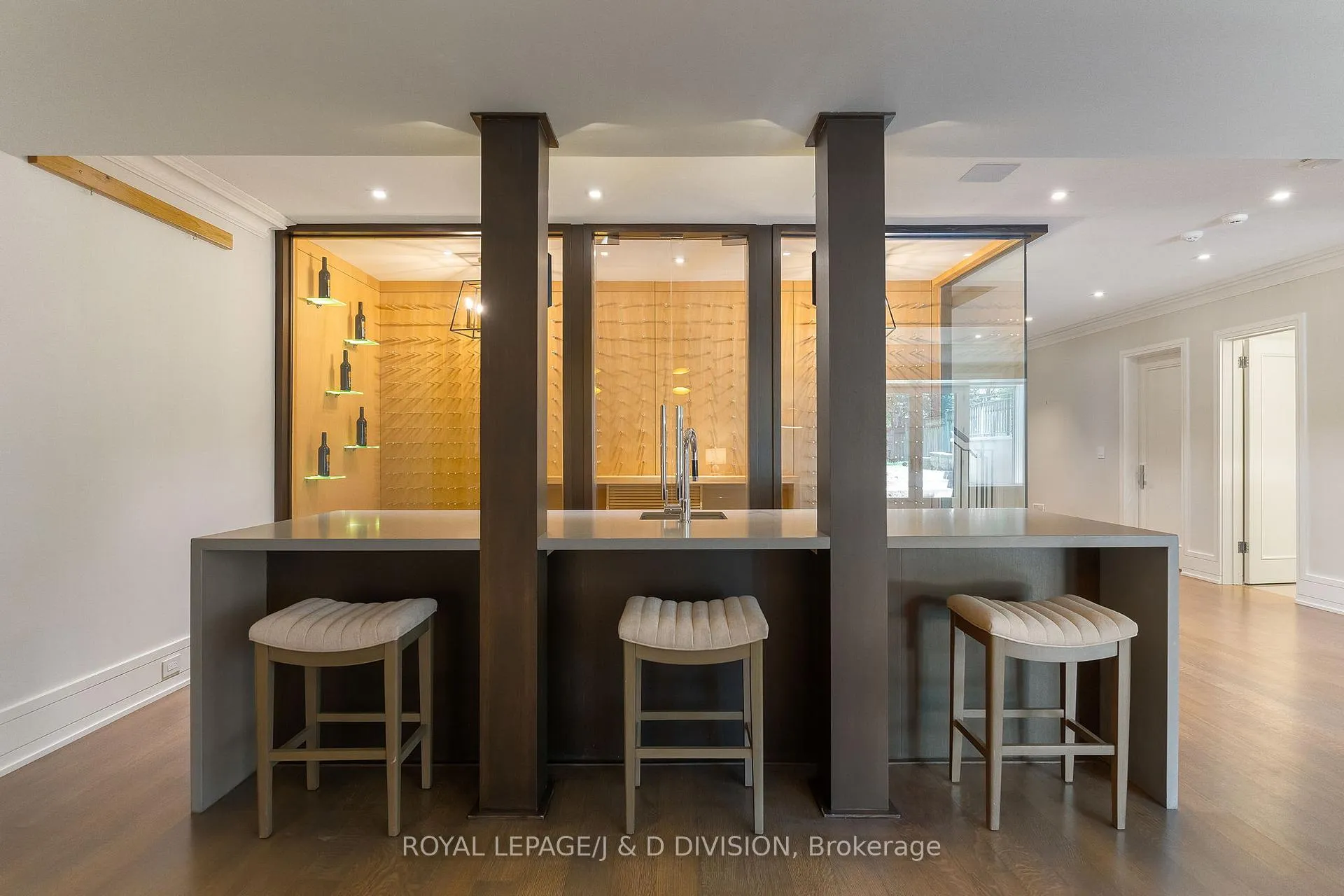 Photo 5 of 224 St Leonard's Avenue, North York, Bridle Path-Sunnybrook-York Mills — HOMEH