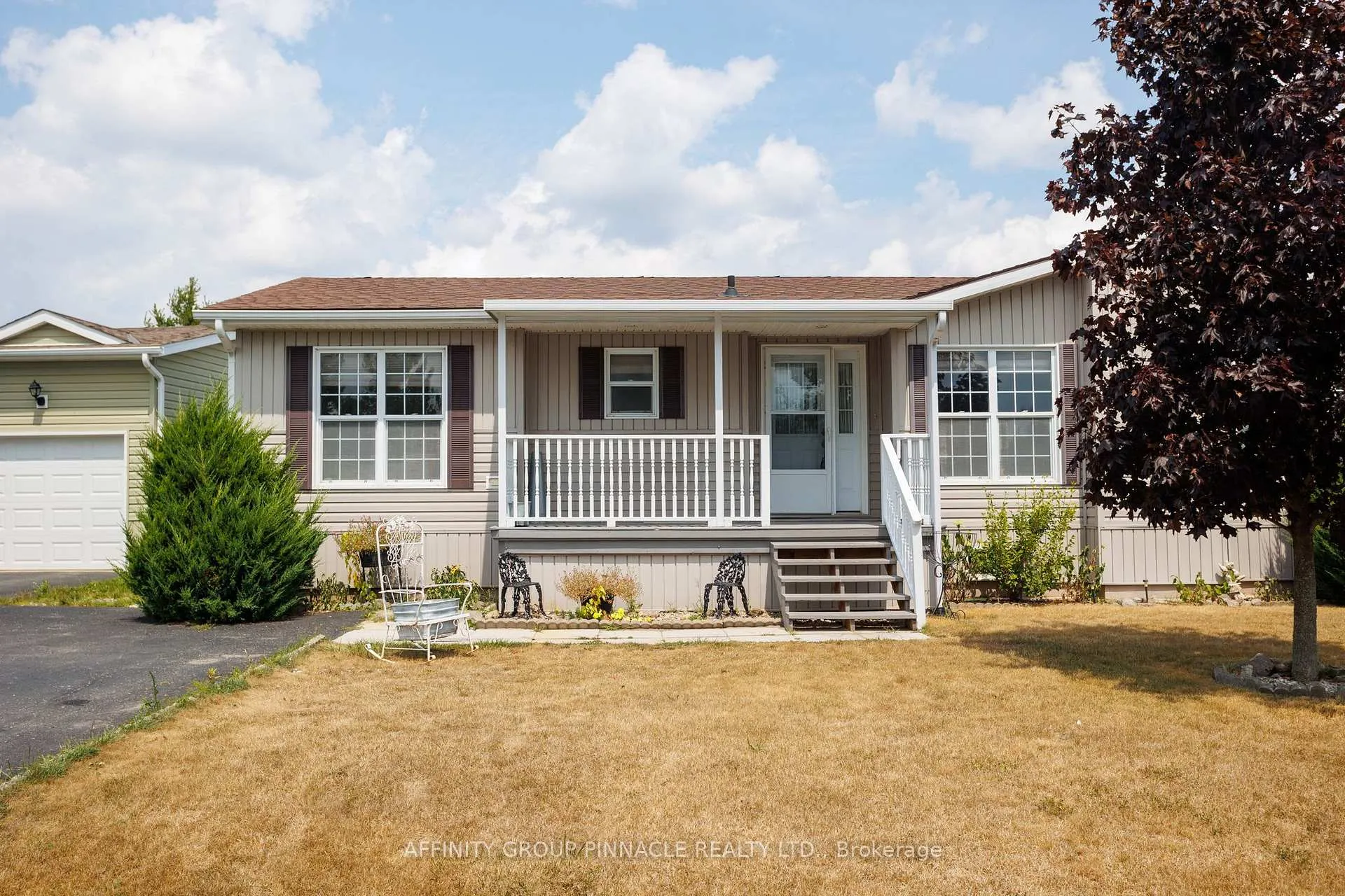 Photo 3 of 20 Creekside Circle, Kawartha Lakes, Verulam — HOMEH