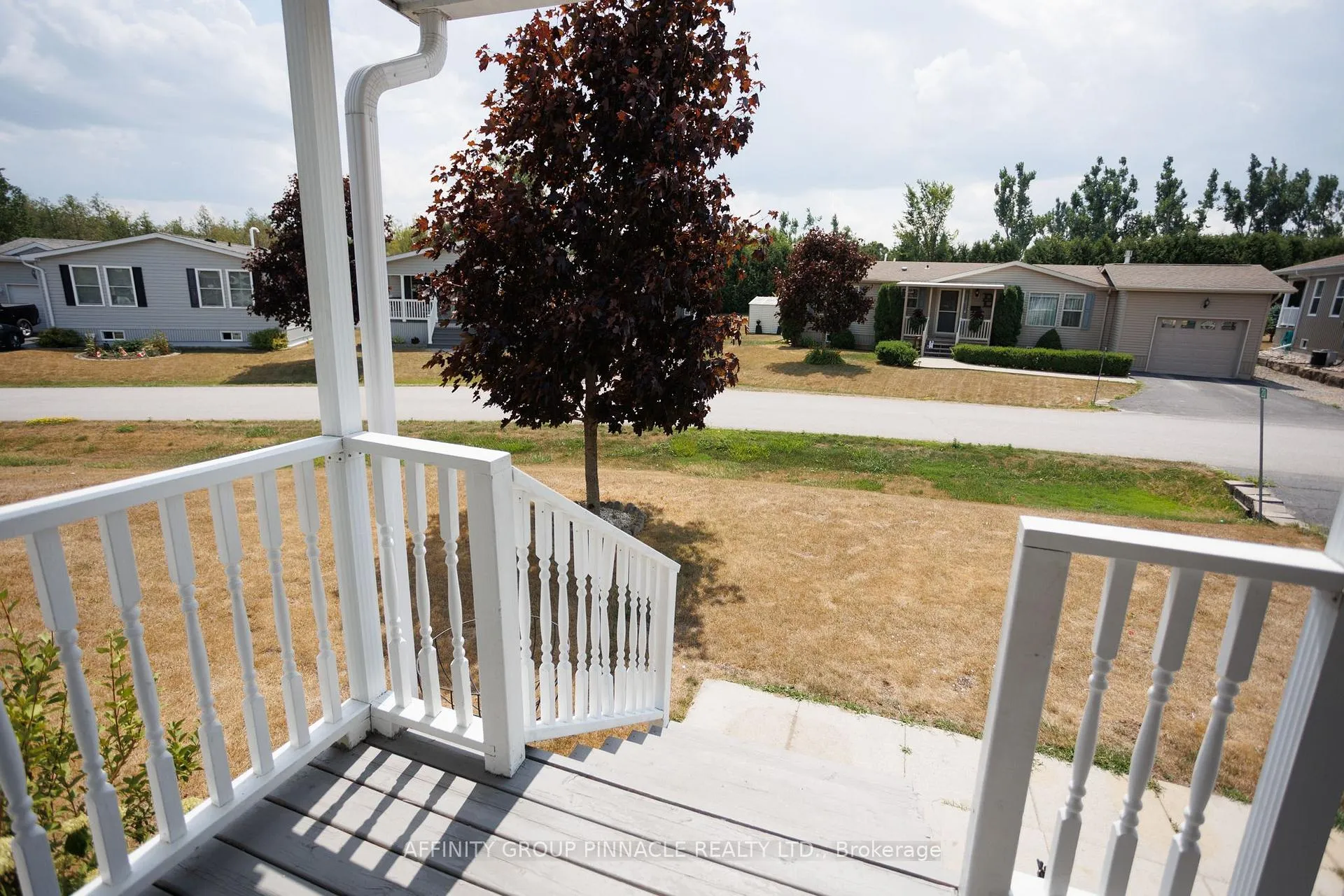 Photo 6 of 20 Creekside Circle, Kawartha Lakes, Verulam — HOMEH