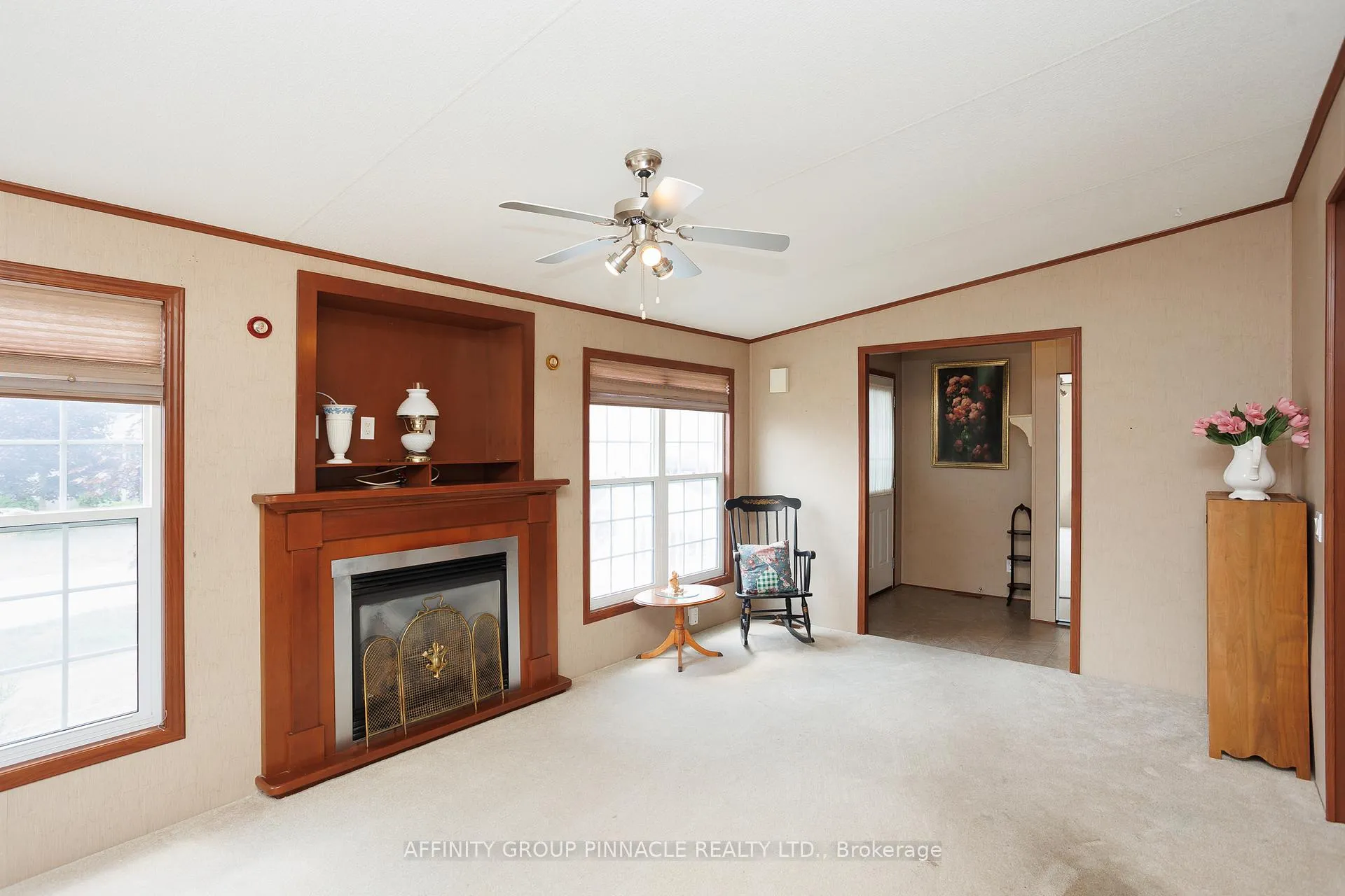 Photo 12 of 20 Creekside Circle, Kawartha Lakes, Verulam — HOMEH