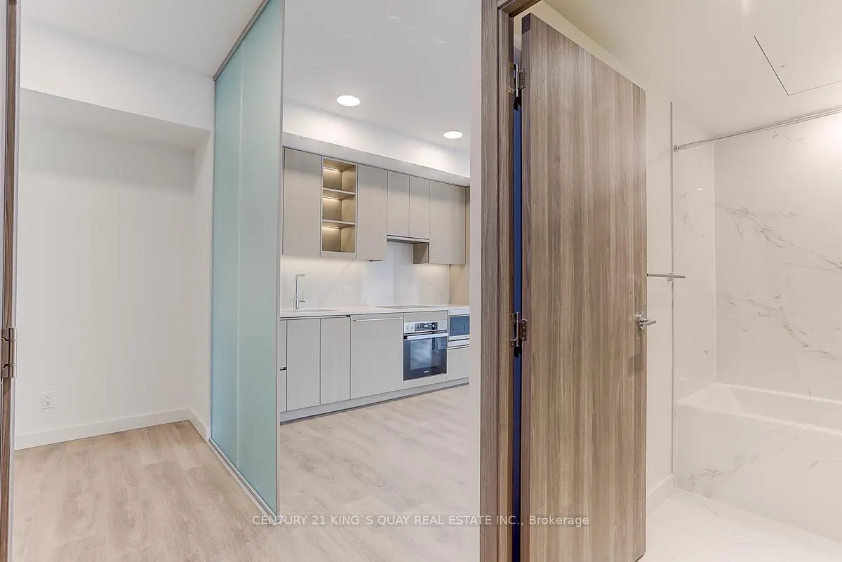 Photo 11 of Unit 601, 25 Mcmahon Drive, North York, Bayview Village — HOMEH