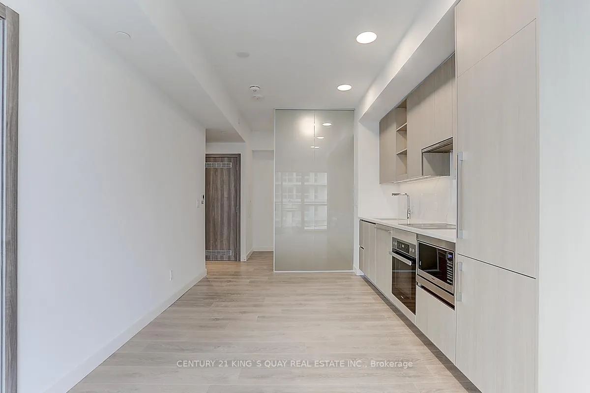 Photo 18 of Unit 601, 25 Mcmahon Drive, North York, Bayview Village — HOMEH
