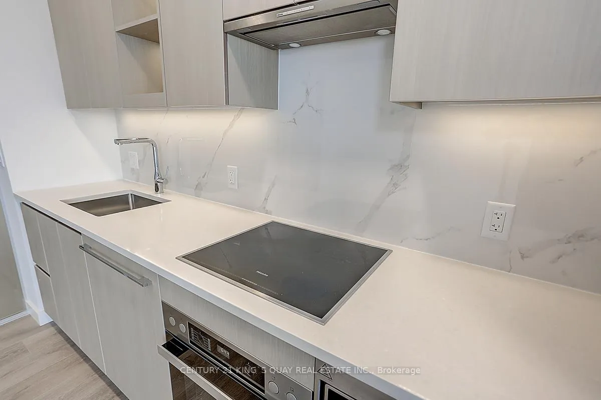 Photo 22 of Unit 601, 25 Mcmahon Drive, North York, Bayview Village — HOMEH