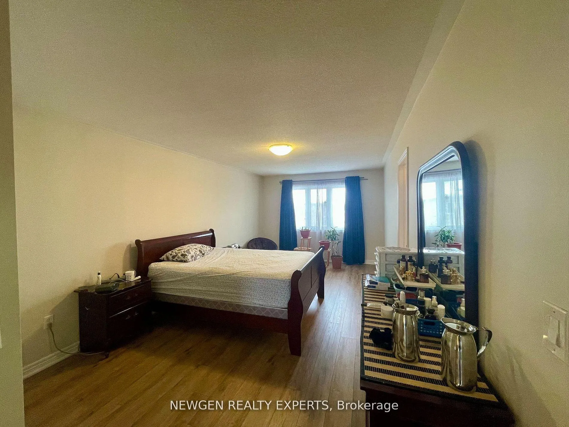 Photo 18 of Unit #Upper, 42 Crystalview Crescent, Brampton, Bram East — HOMEH