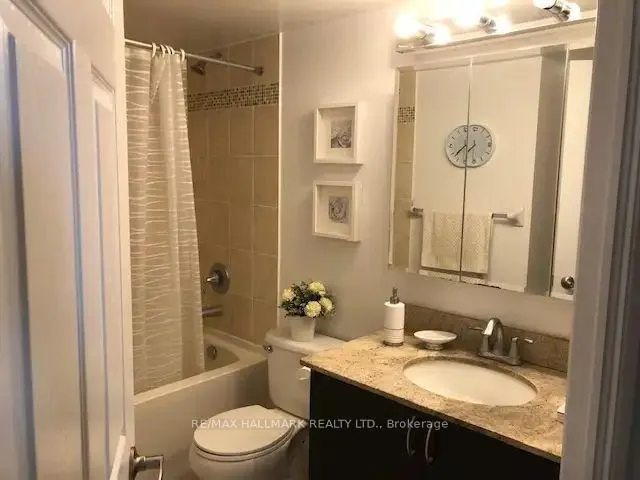 Photo 4 of Unit 1007, 75 King William Crescent, Richmond Hill, Langstaff — HOMEH