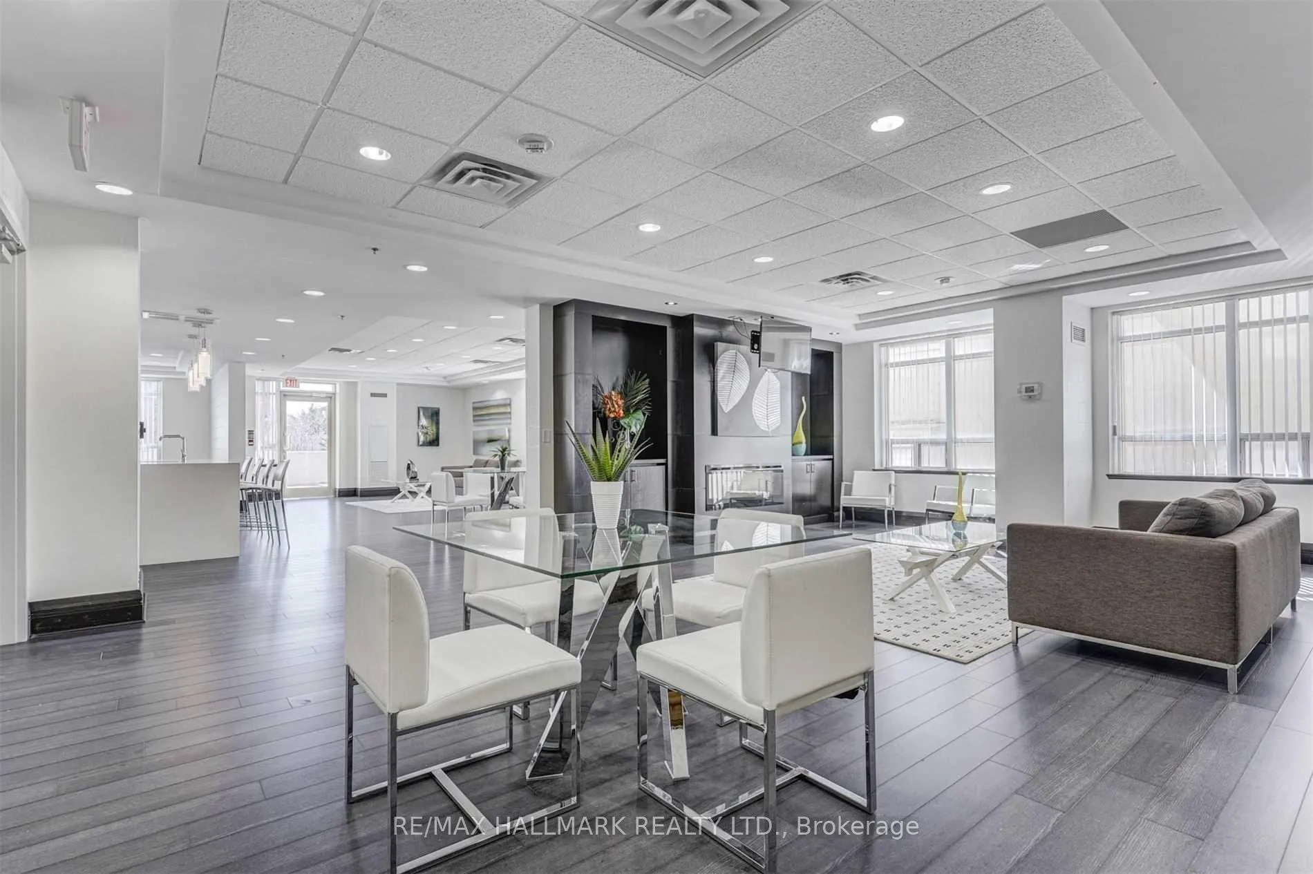 Photo 12 of Unit 1007, 75 King William Crescent, Richmond Hill, Langstaff — HOMEH
