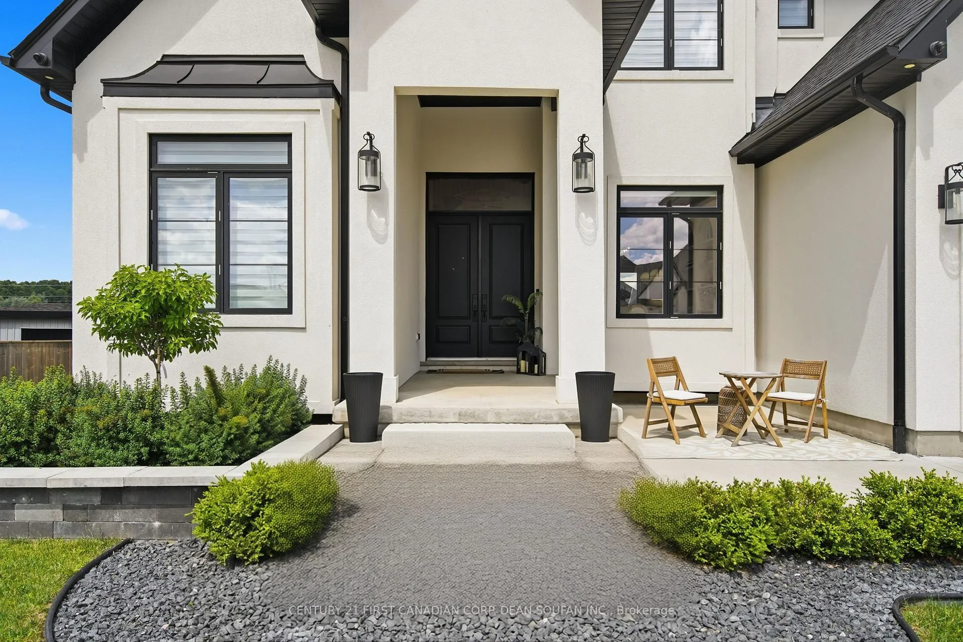 Photo 2 of 7525 Silver Creek Crescent, London, South V — HOMEH