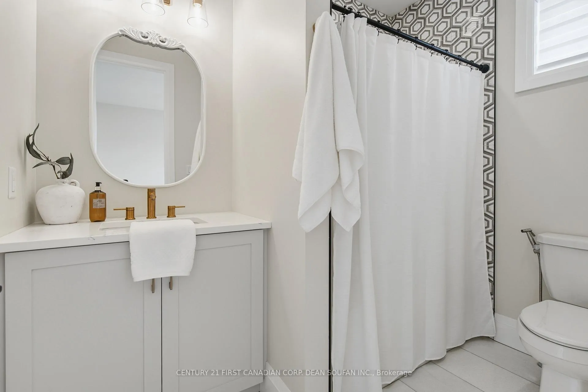 Photo 28 of 7525 Silver Creek Crescent, London, South V — HOMEH