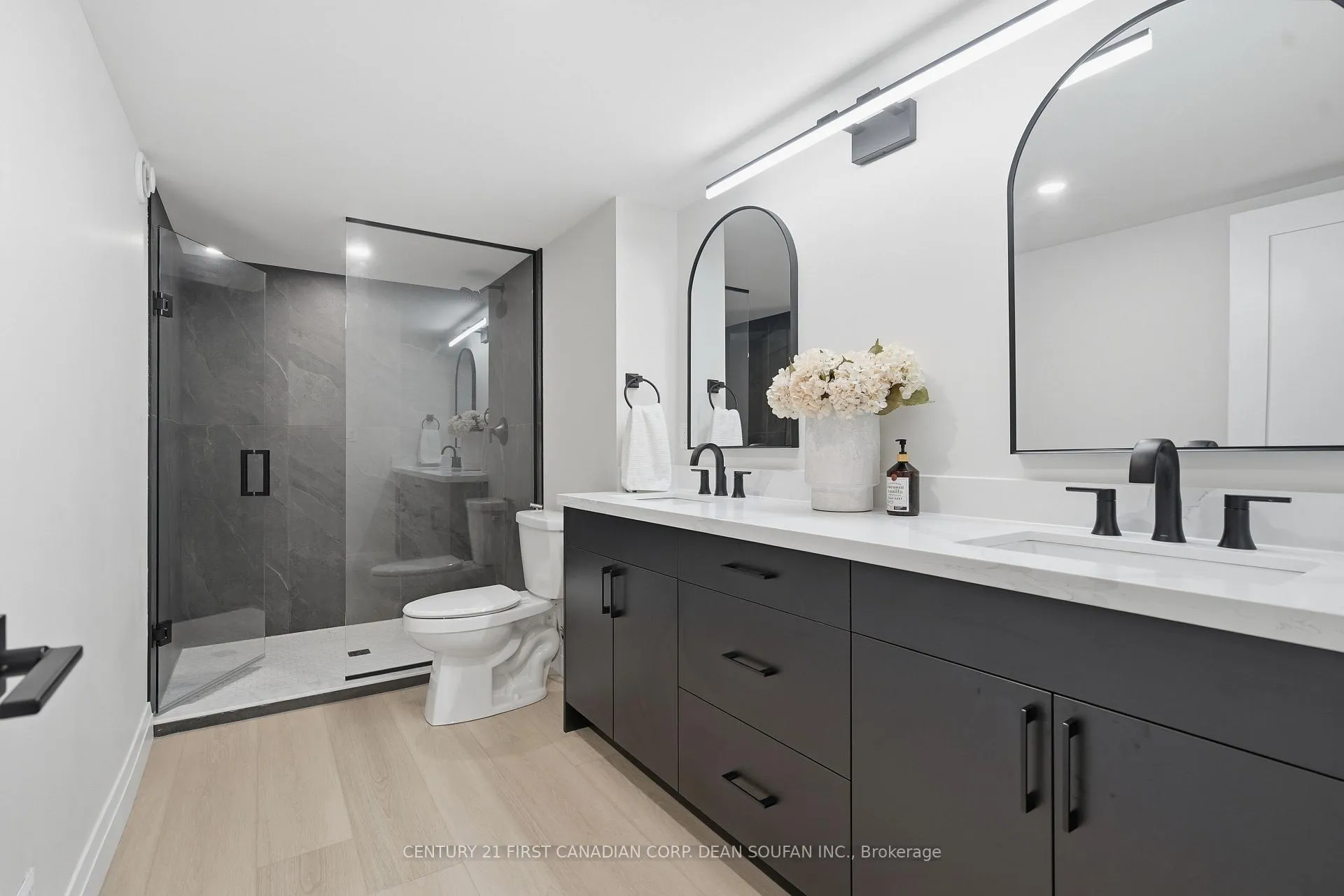 Photo 40 of 7525 Silver Creek Crescent, London, South V — HOMEH