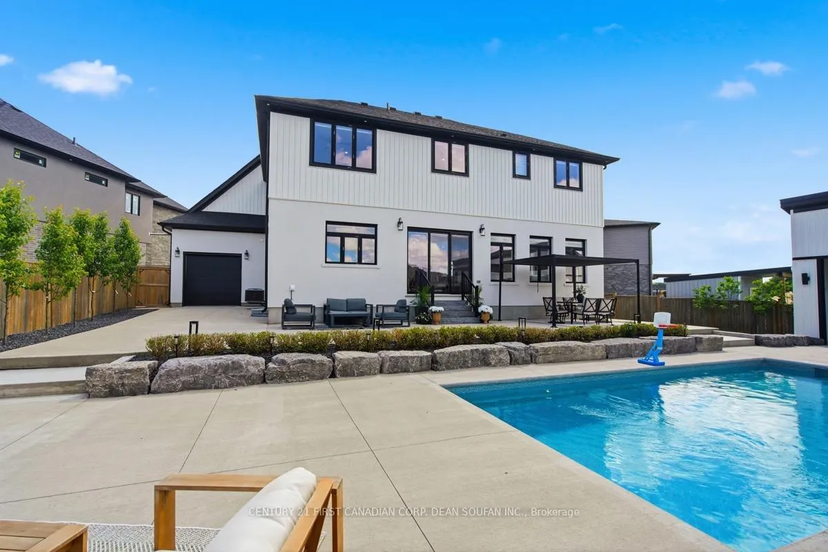 Photo 43 of 7525 Silver Creek Crescent, London, South V — HOMEH