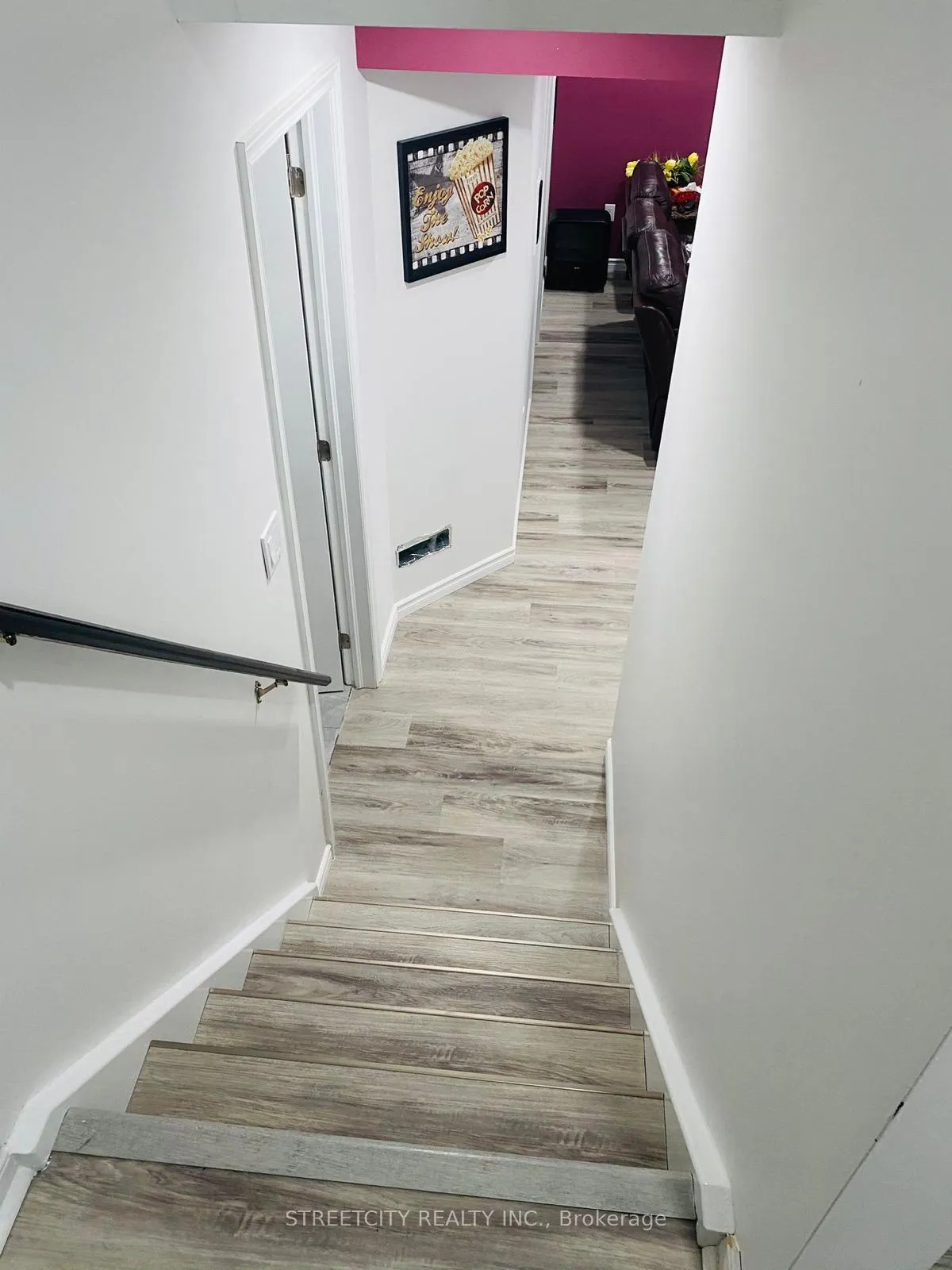 Photo 15 of 1751 Coronation Drive, London, North E — HOMEH