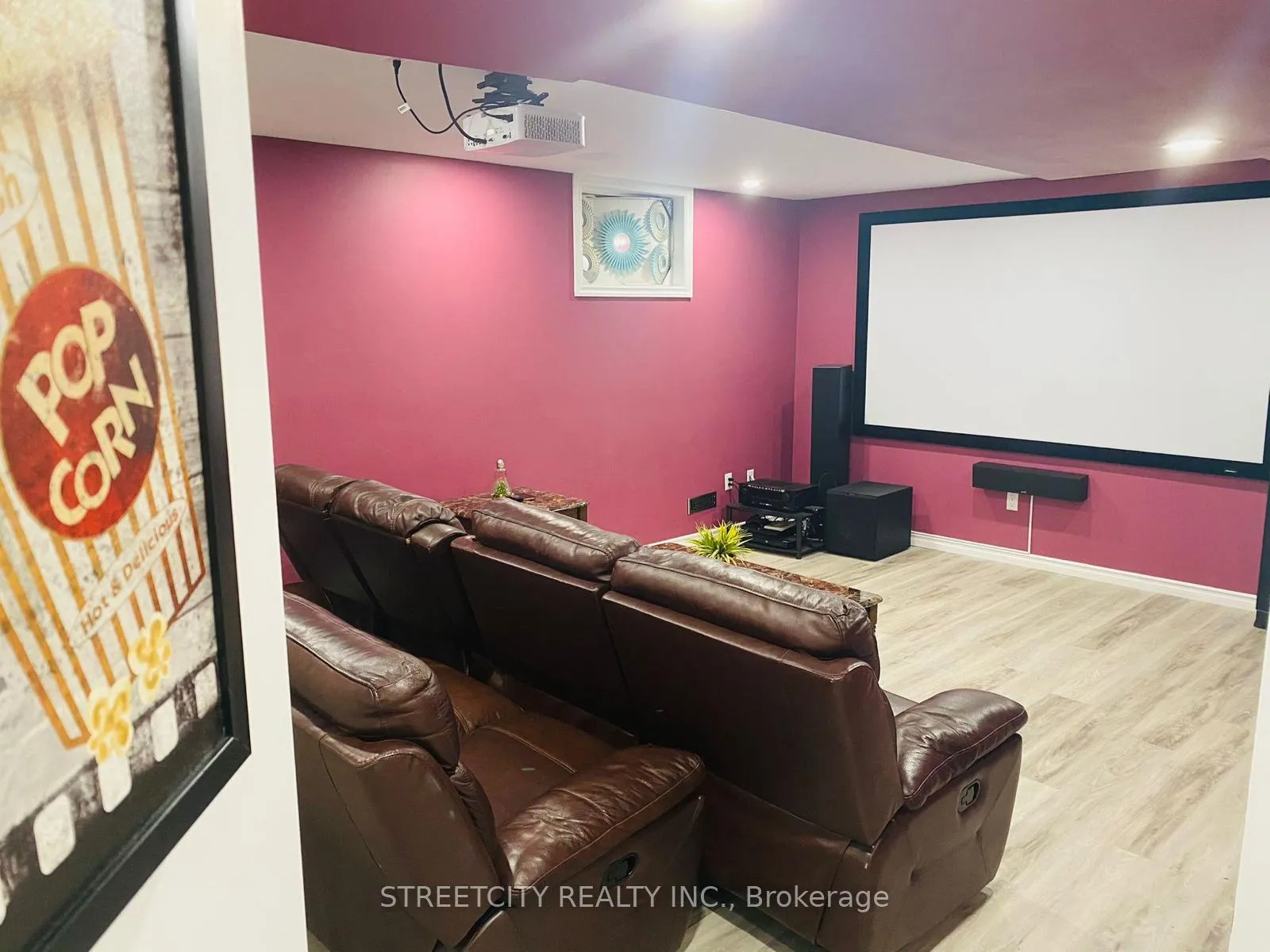 Photo 16 of 1751 Coronation Drive, London, North E — HOMEH