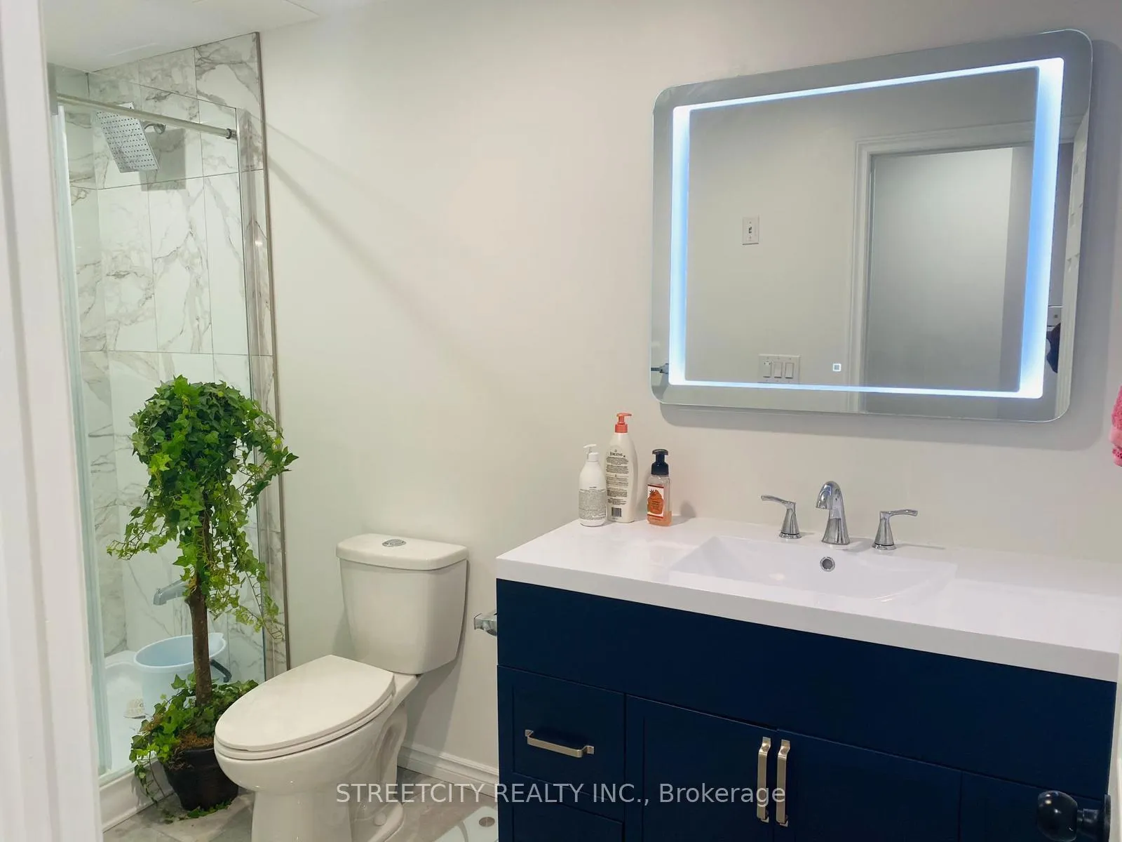 Photo 19 of 1751 Coronation Drive, London, North E — HOMEH