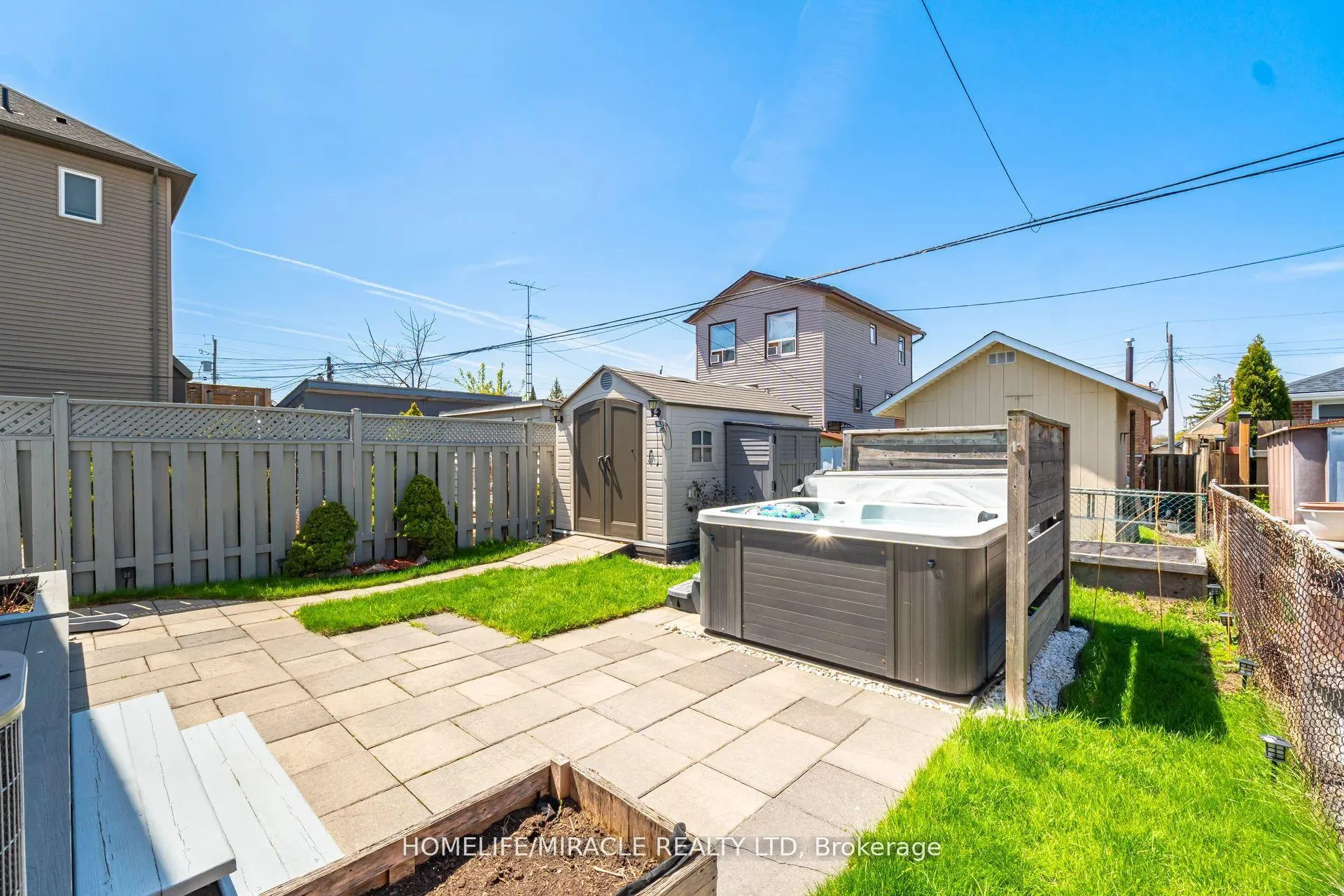 Photo 29 of 71 Beland Avenue N, Hamilton, McQuesten — HOMEH
