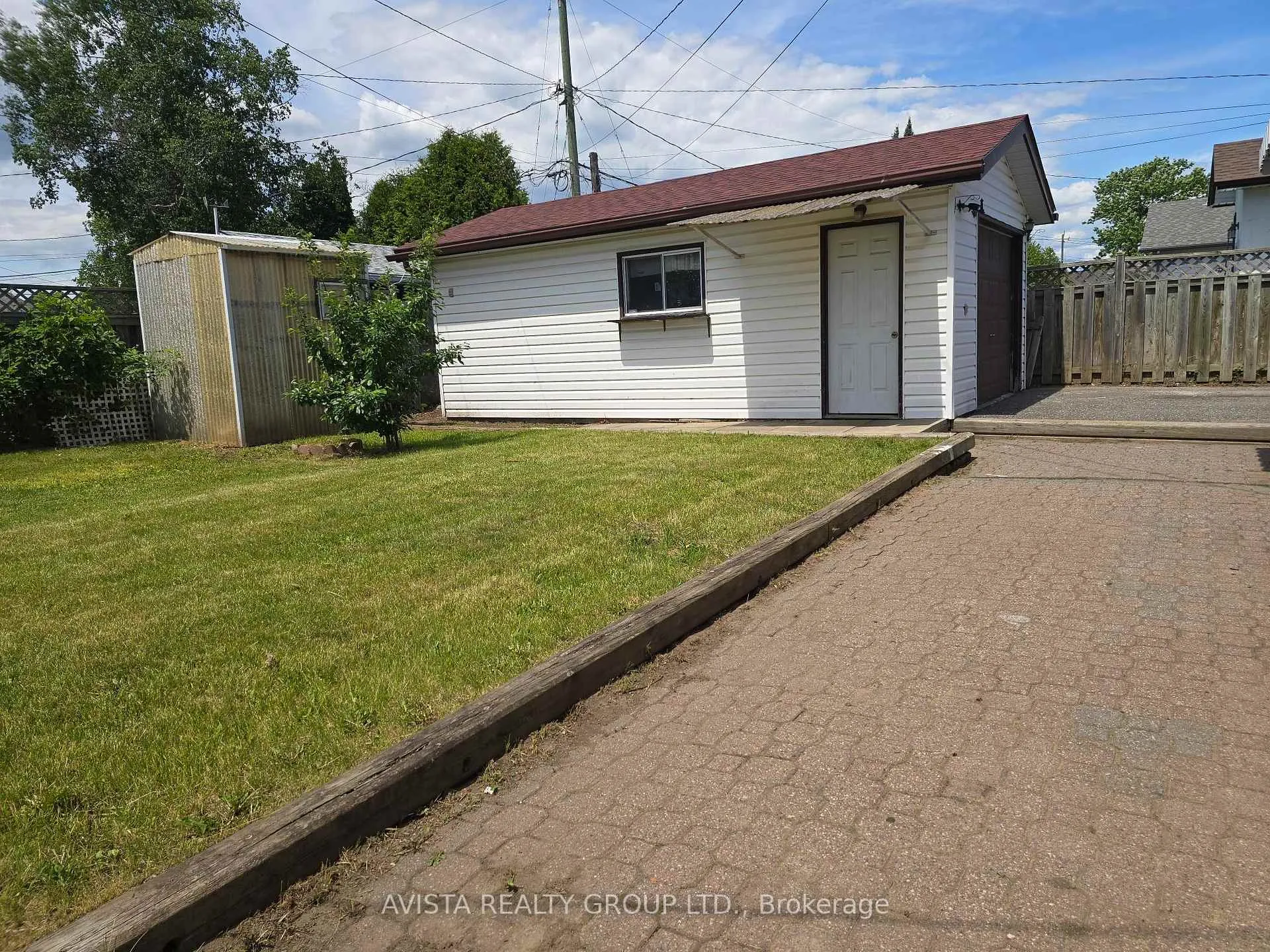 Photo 35 of 205 Edward St North, Thunder Bay, Edgewater Park — HOMEH