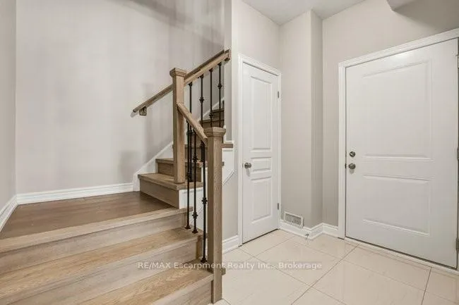 Photo 3 of 4128 Palermo Common, Burlington, Shoreacres — HOMEH