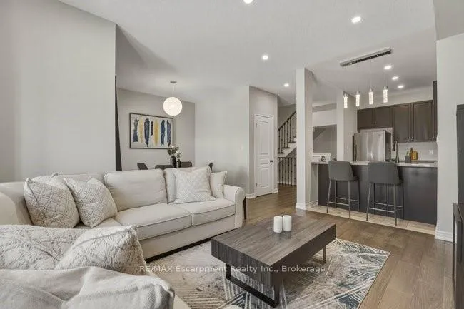 Photo 10 of 4128 Palermo Common, Burlington, Shoreacres — HOMEH