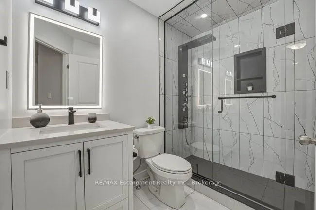 Photo 17 of 4128 Palermo Common, Burlington, Shoreacres — HOMEH