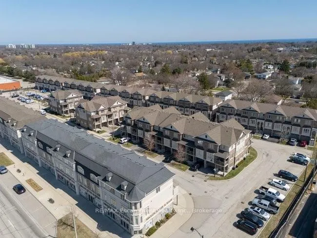 Photo 32 of 4128 Palermo Common, Burlington, Shoreacres — HOMEH