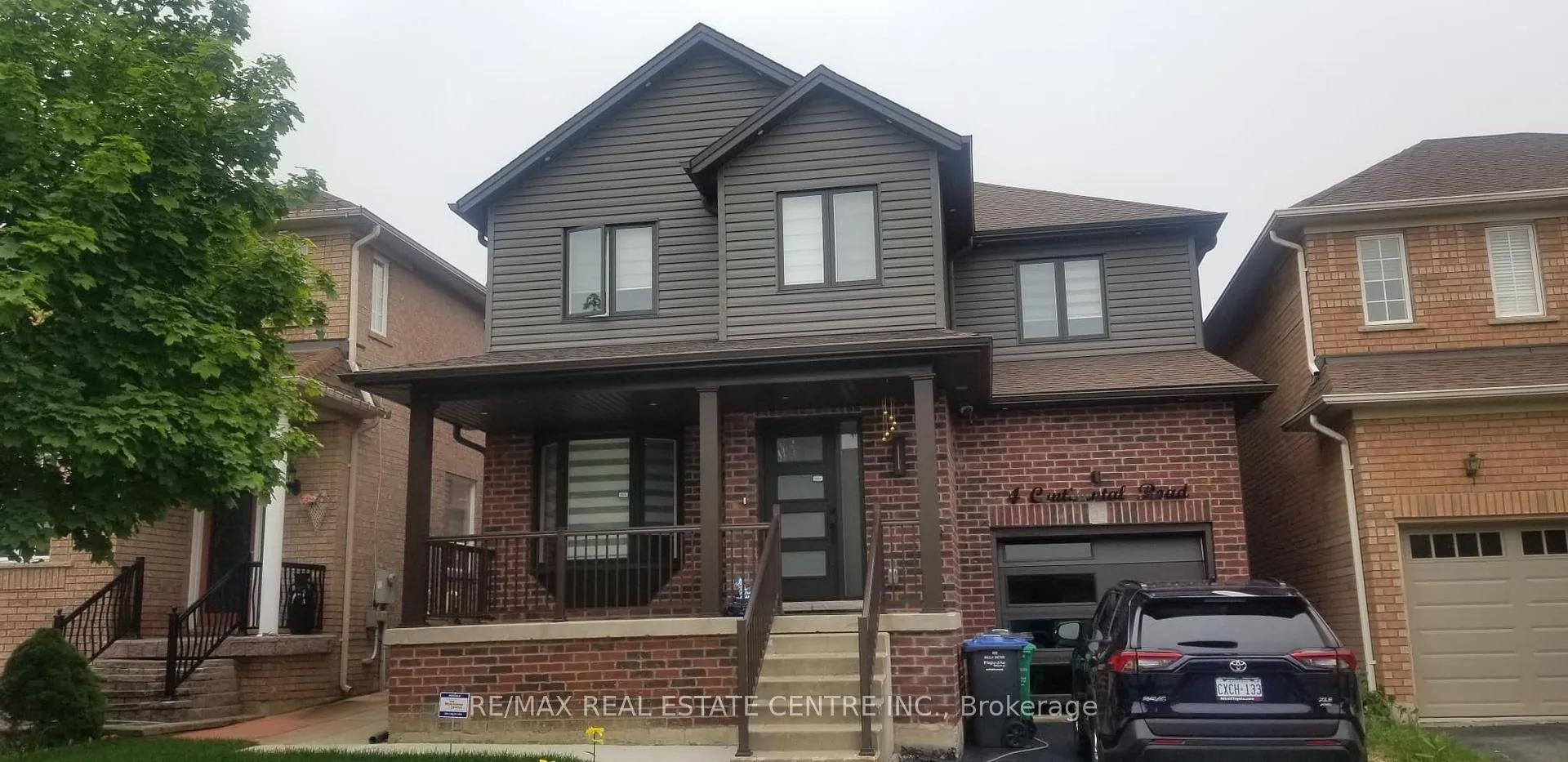 Front of 4 Continental Road W