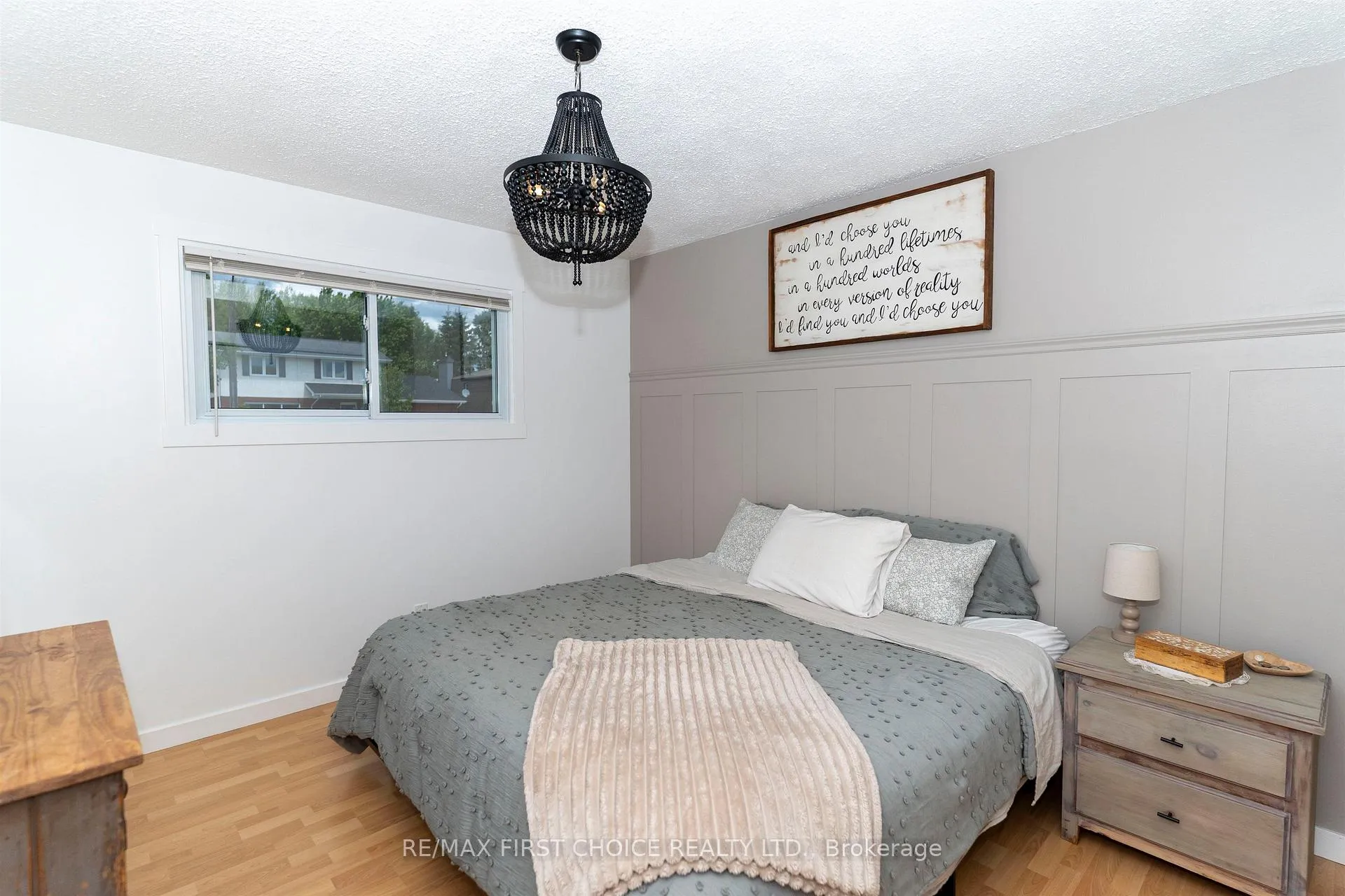 Photo 18 of 103 Welland Street, Thunder Bay, County Park — HOMEH