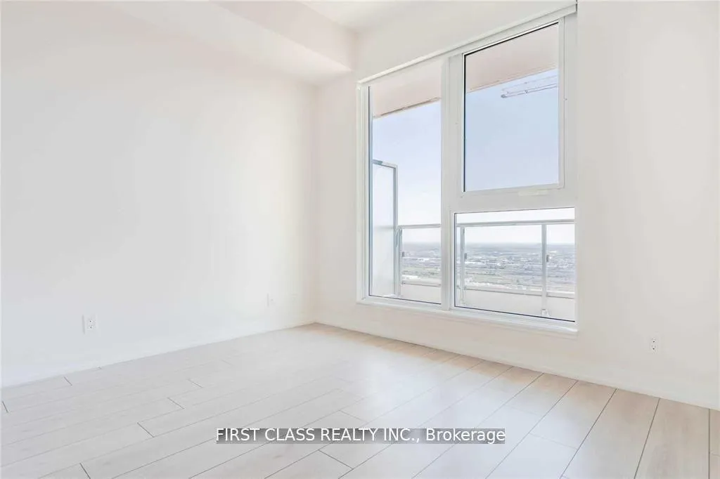 Photo 2 of Unit 5103, 950 Portage Parkway, Vaughan, Concord — HOMEH