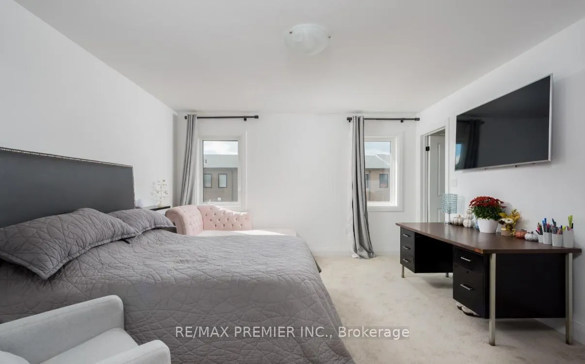Photo 9 of 15 Haven Lane, Barrie, Painswick South — HOMEH