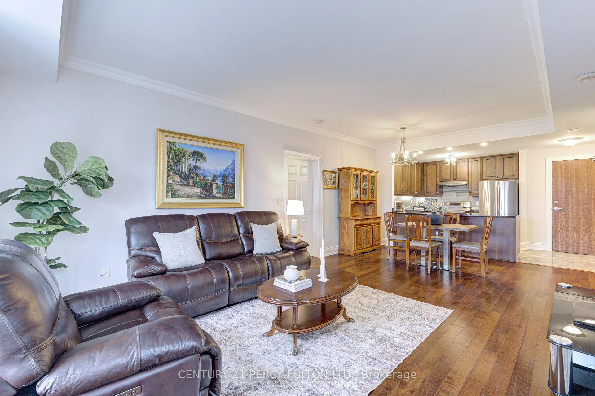 Photo 11 of Unit PH 412, 4620 Highway 7, Vaughan, East Woodbridge — HOMEH