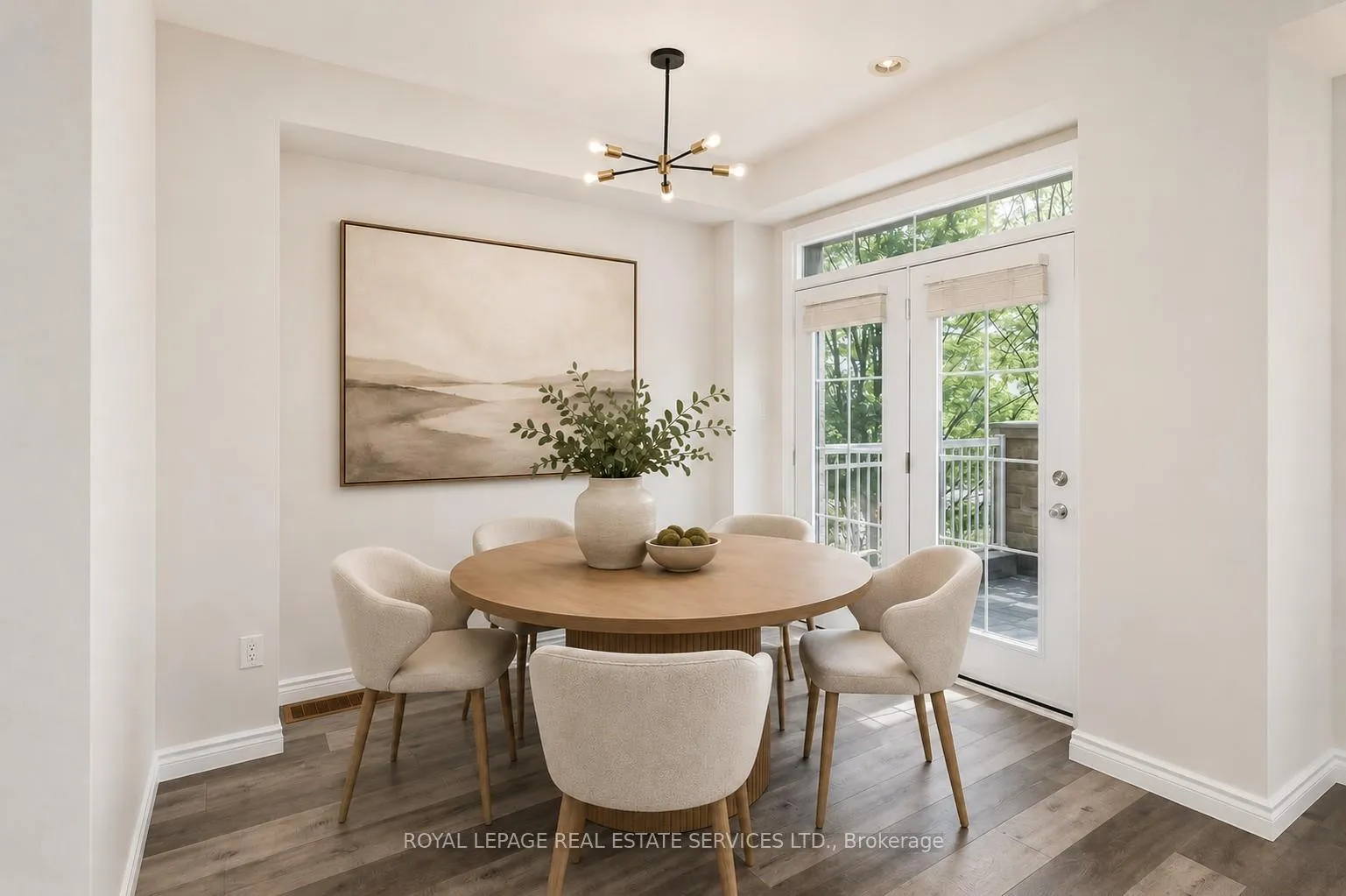 Photo 16 of 2425 Greenwich Drive, Oakville, Westmount — HOMEH