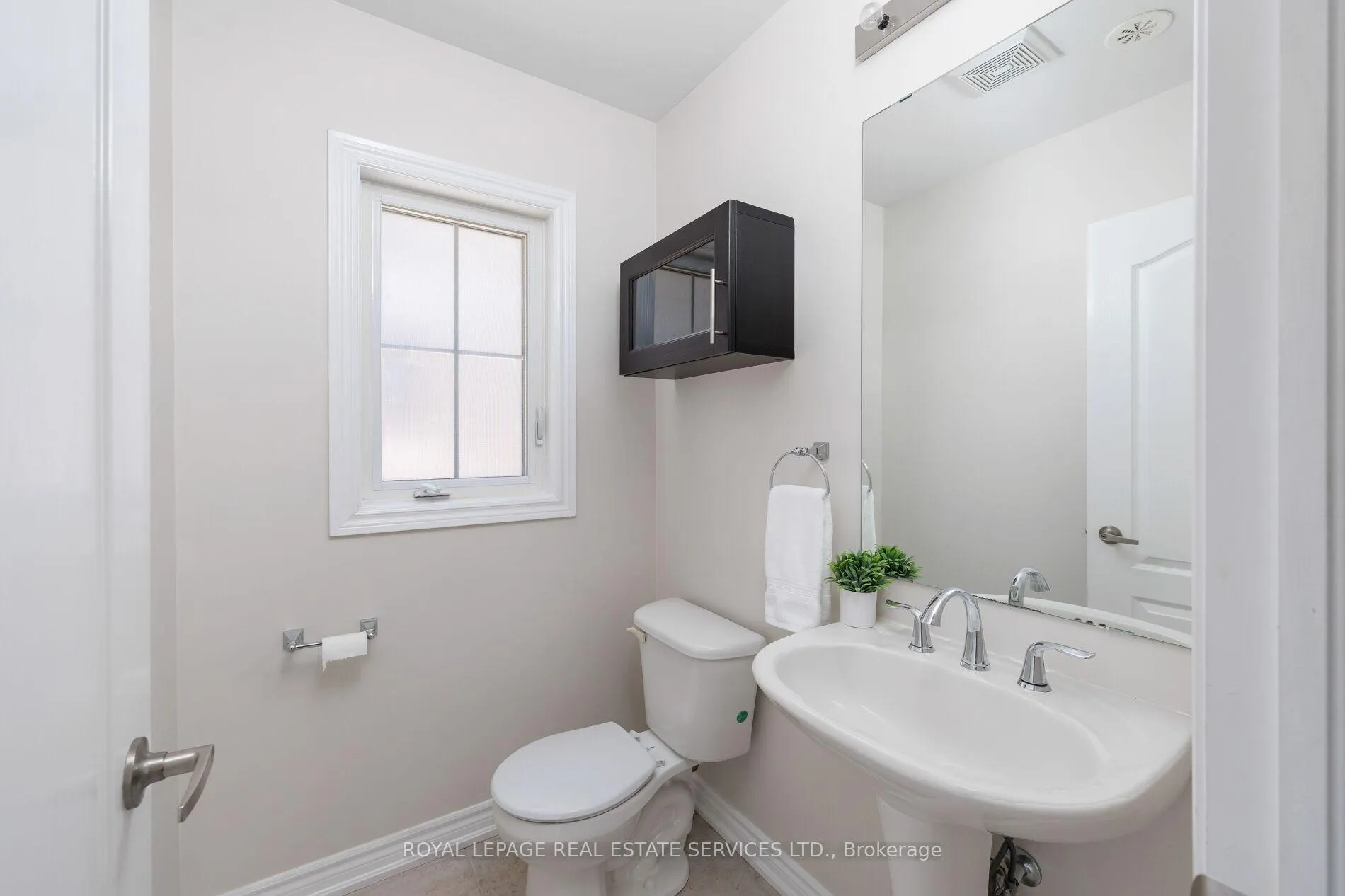 Photo 22 of 2425 Greenwich Drive, Oakville, Westmount — HOMEH