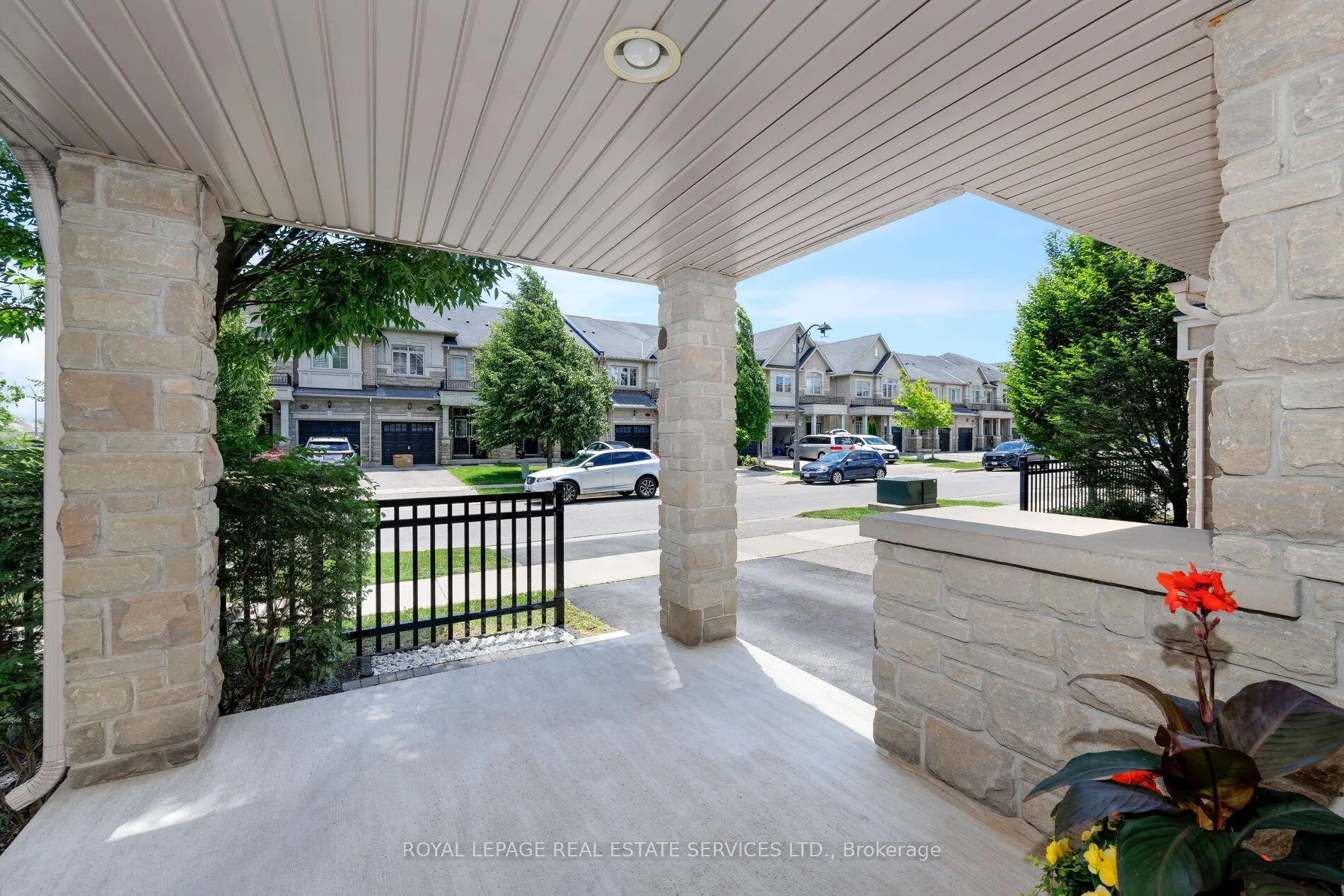 Photo 43 of 2425 Greenwich Drive, Oakville, Westmount — HOMEH