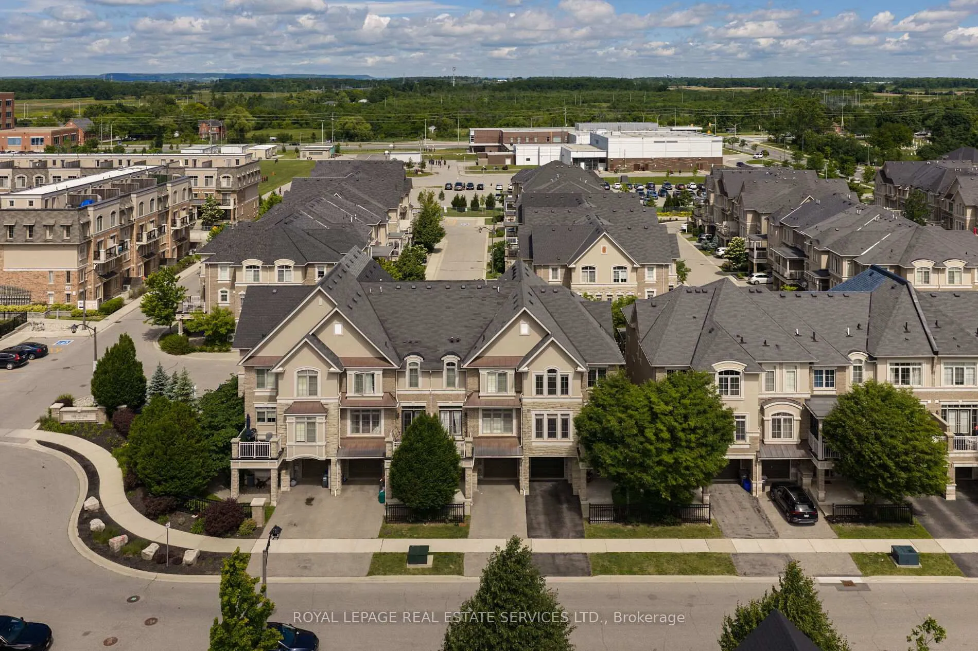 Photo 45 of 2425 Greenwich Drive, Oakville, Westmount — HOMEH