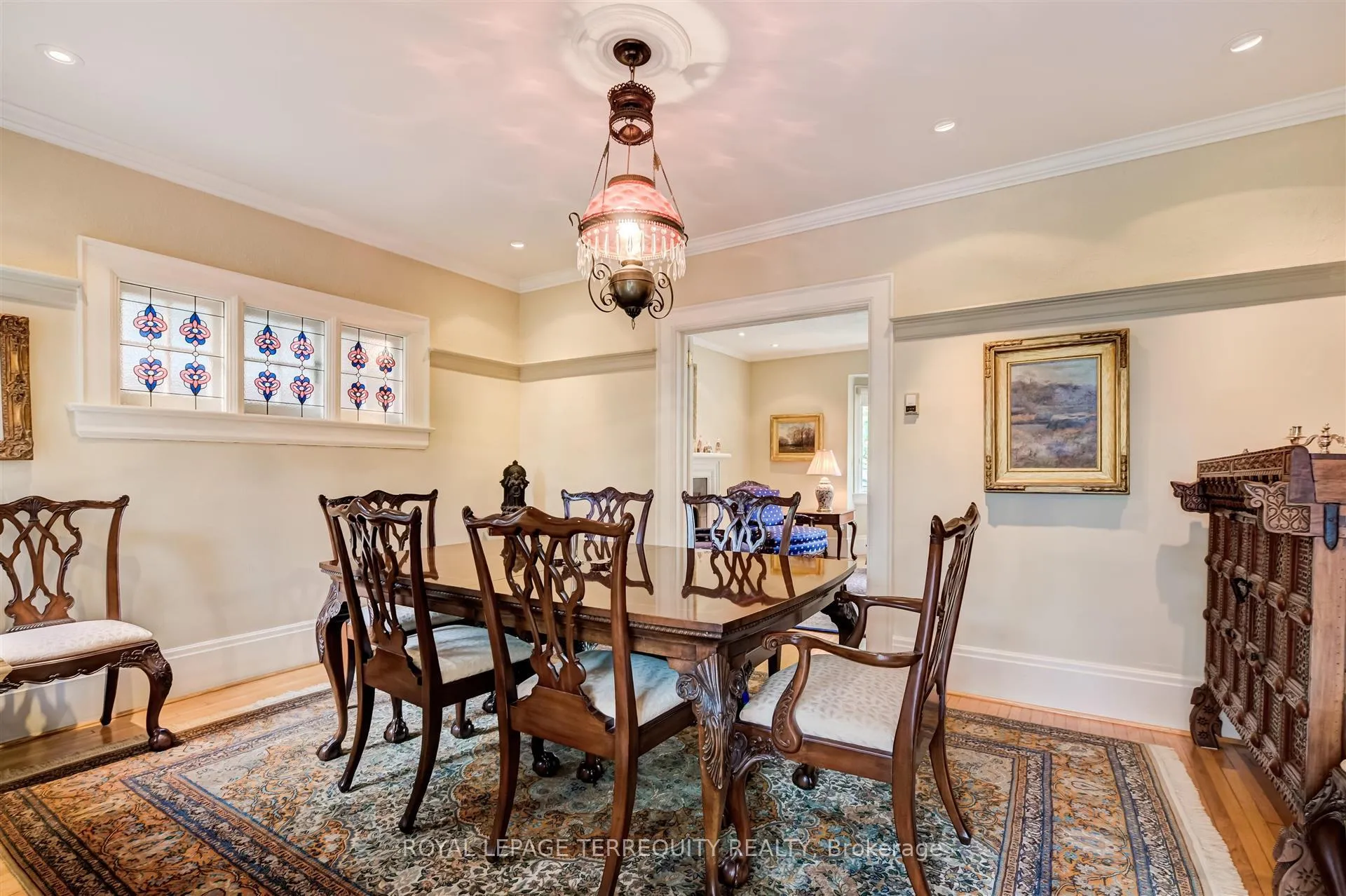 Photo 8 of 25 Poplar Plains Crescent, Toronto, Casa Loma — HOMEH
