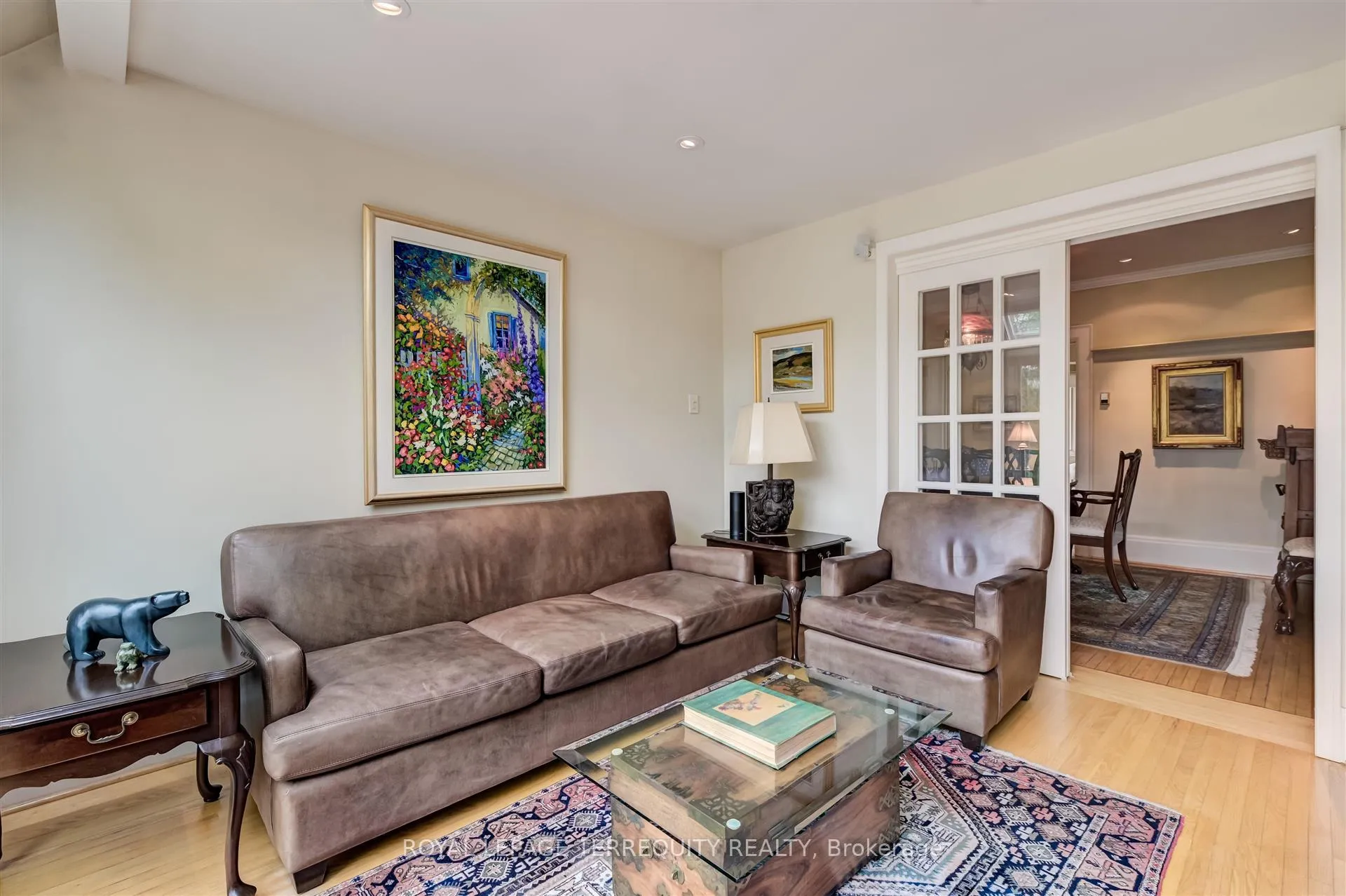 Photo 13 of 25 Poplar Plains Crescent, Toronto, Casa Loma — HOMEH