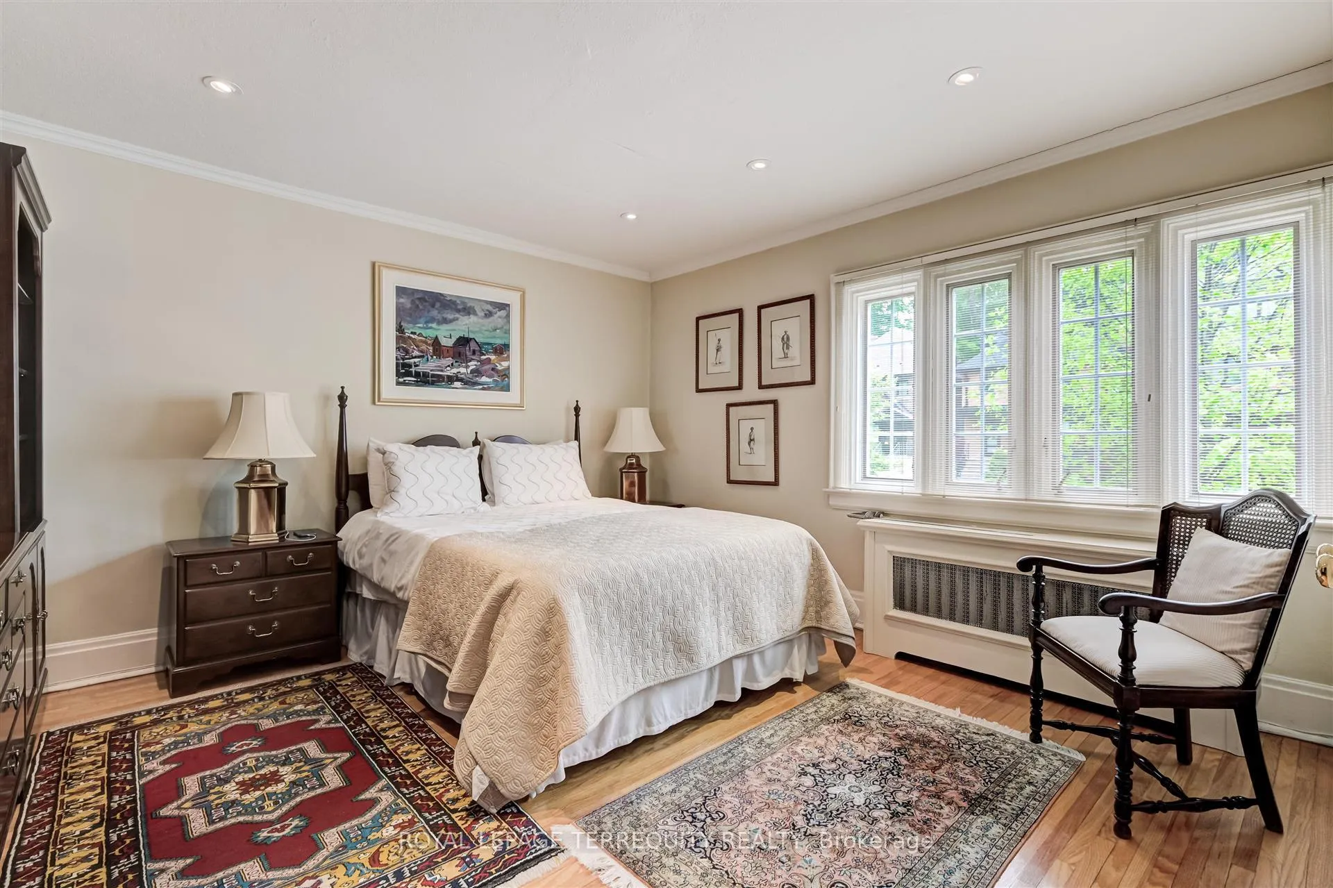 Photo 20 of 25 Poplar Plains Crescent, Toronto, Casa Loma — HOMEH