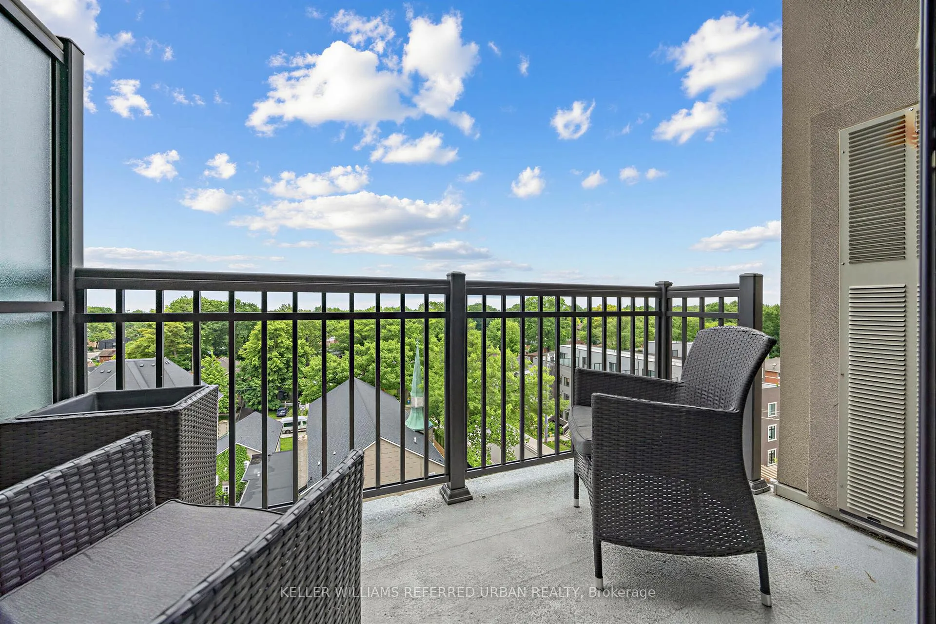 Photo 21 of Unit 708, 3563 Lake Shore Boulevard W, Etobicoke, Long Branch — HOMEH