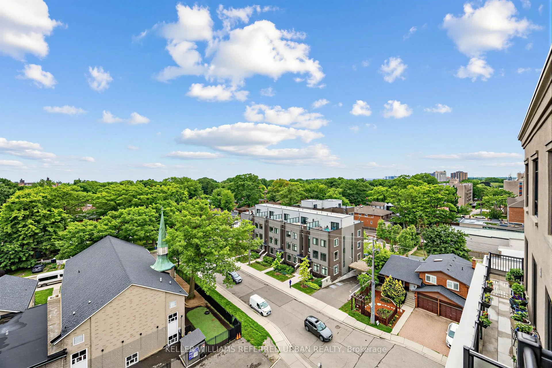 Photo 24 of Unit 708, 3563 Lake Shore Boulevard W, Etobicoke, Long Branch — HOMEH