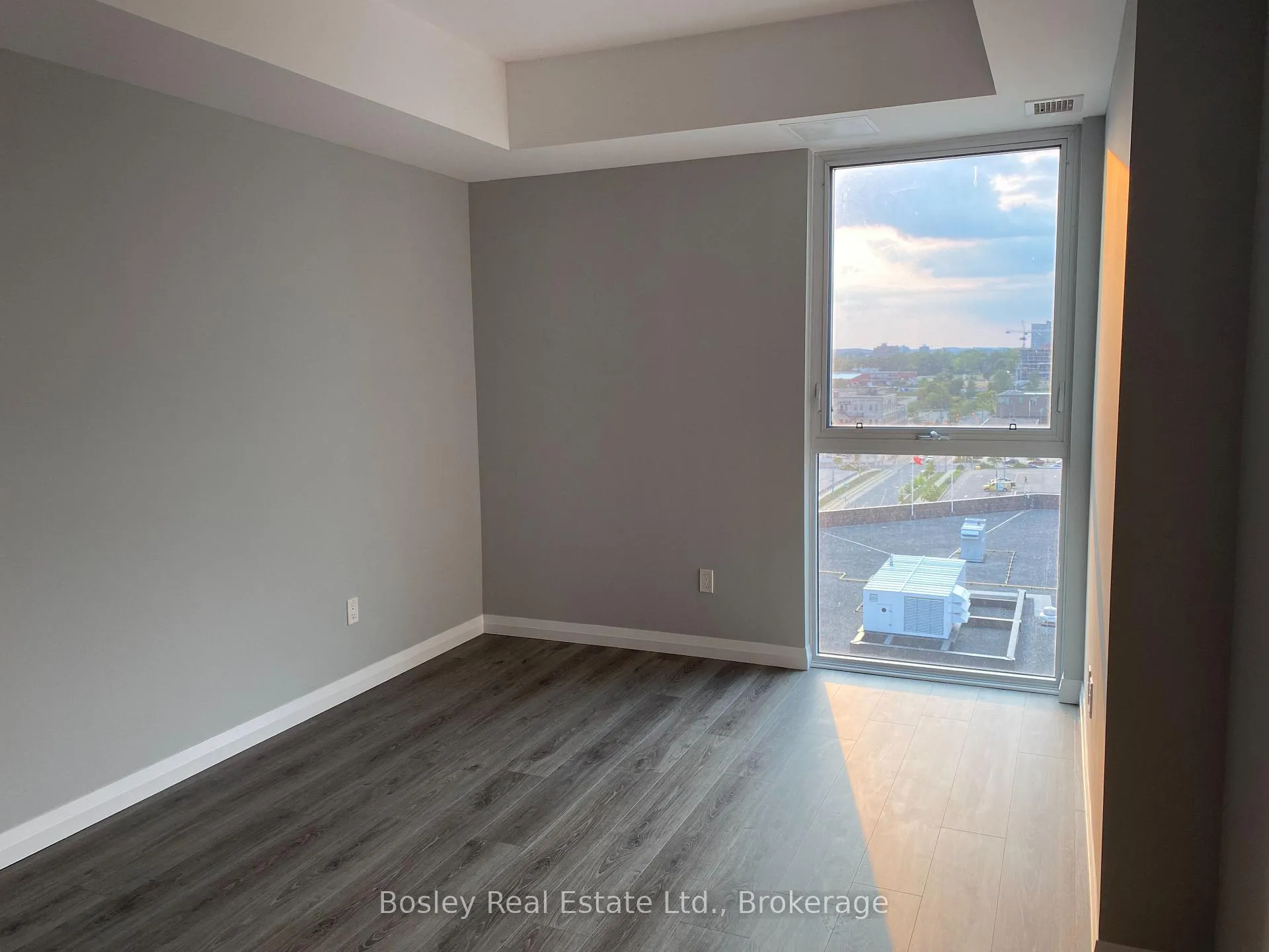 Photo 6 of Unit 1110, 60 Charles Street W, Kitchener, City Commercial Core — HOMEH