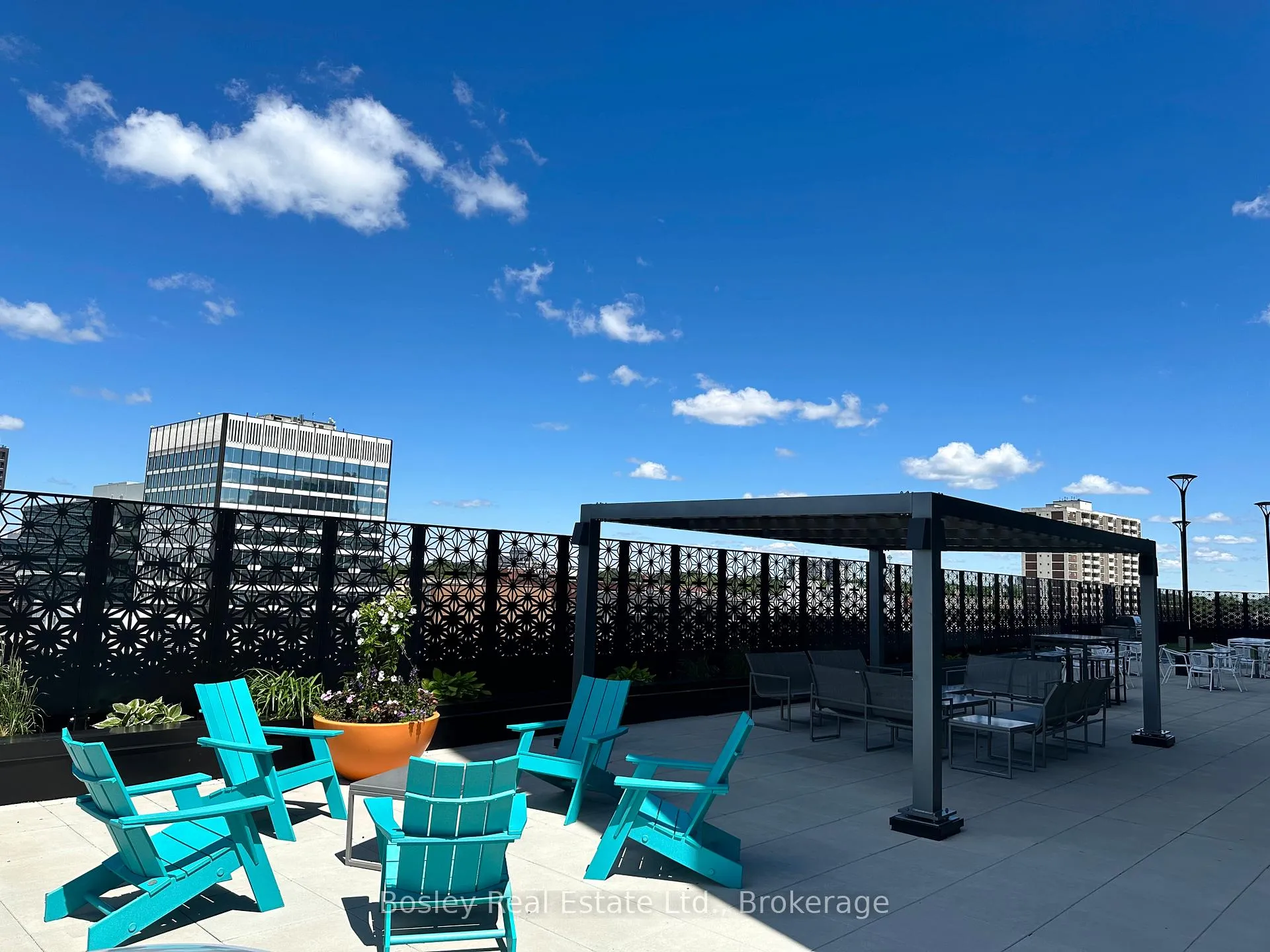 Photo 13 of Unit 1110, 60 Charles Street W, Kitchener, City Commercial Core — HOMEH