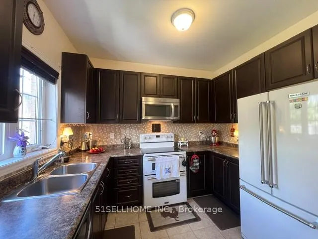 Photo 32 of 16 Lady Loretta Lane, Vaughan, Patterson — HOMEH