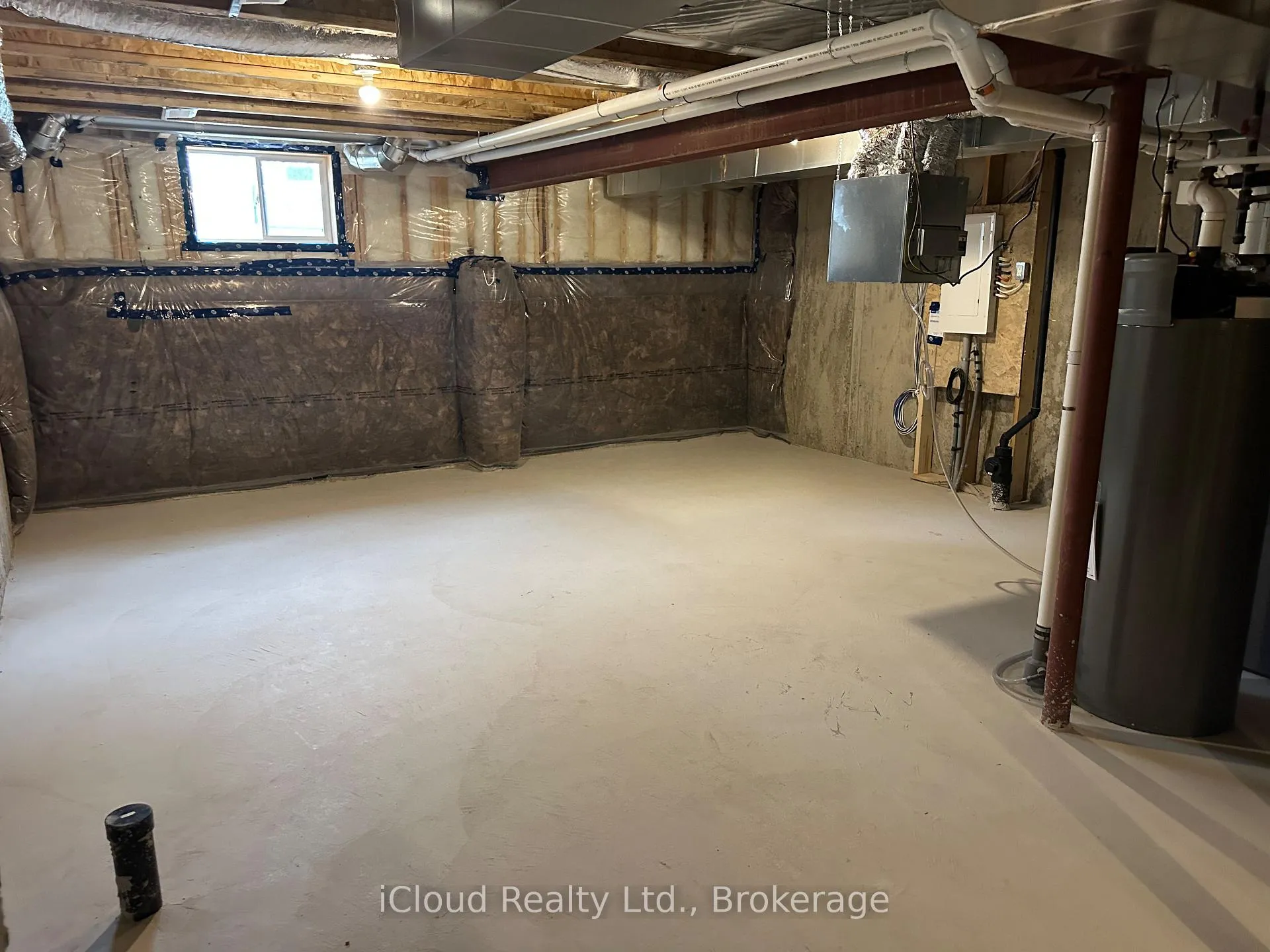 Photo 17 of Unit D, 660 Colborne Street W, Brantford, East Ward — HOMEH