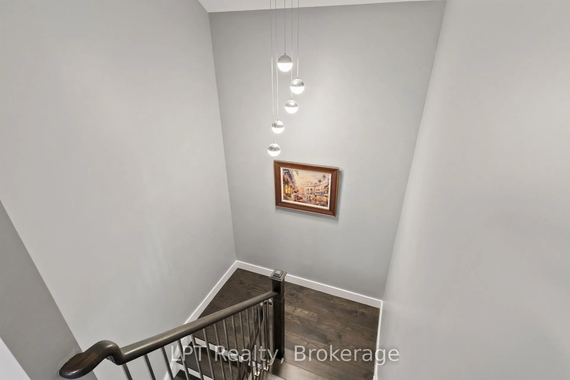 Photo 4 of 111 Bayview Avenue, Georgina, Keswick South — HOMEH