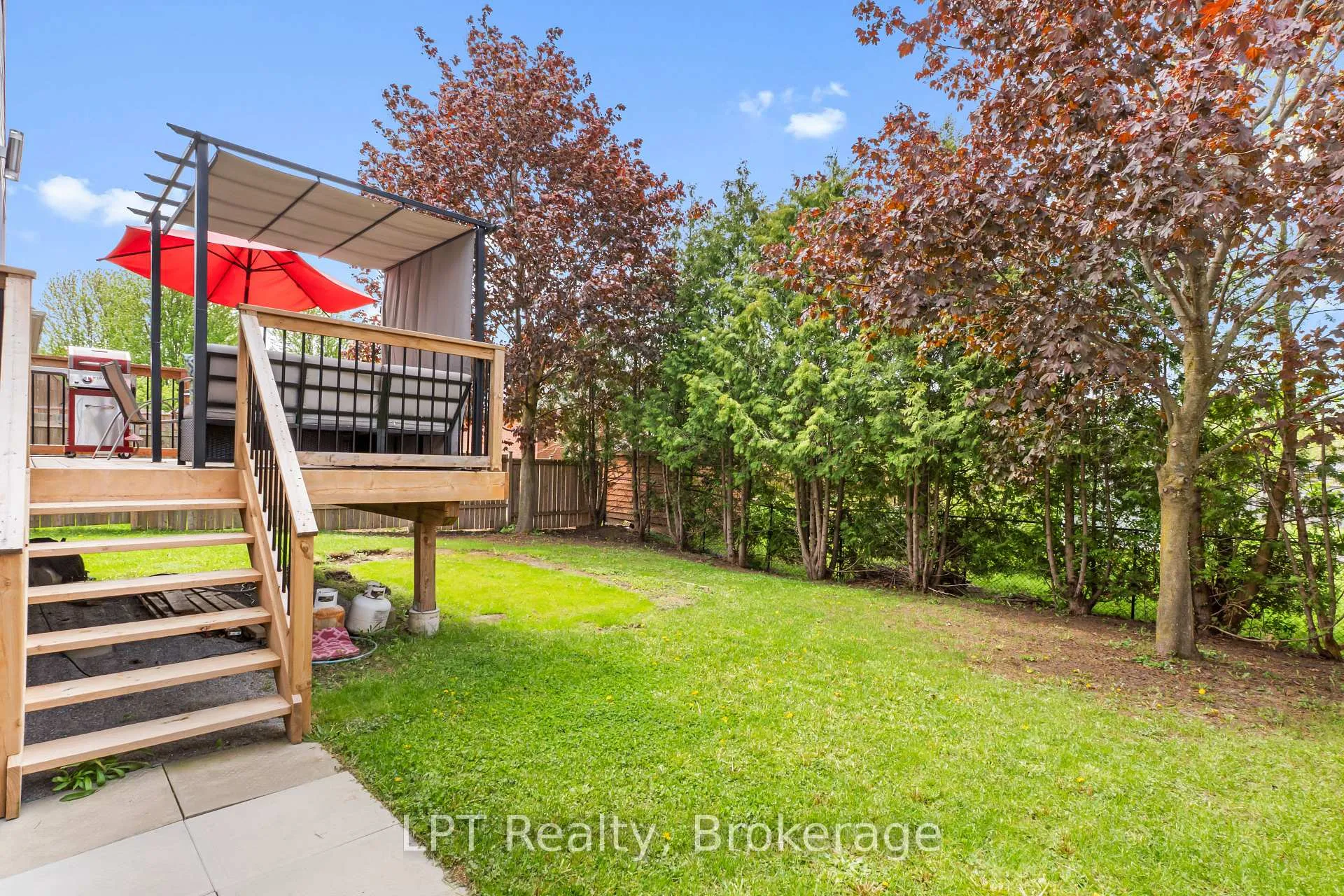 Photo 13 of 111 Bayview Avenue, Georgina, Keswick South — HOMEH