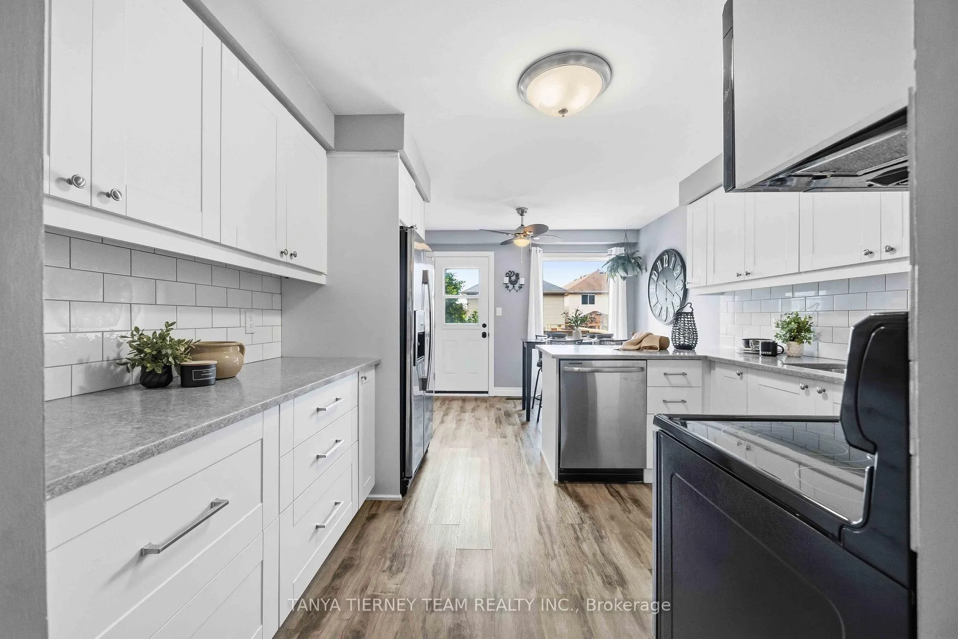 Photo 14 of 97B Concession Street E, Clarington, Bowmanville — HOMEH